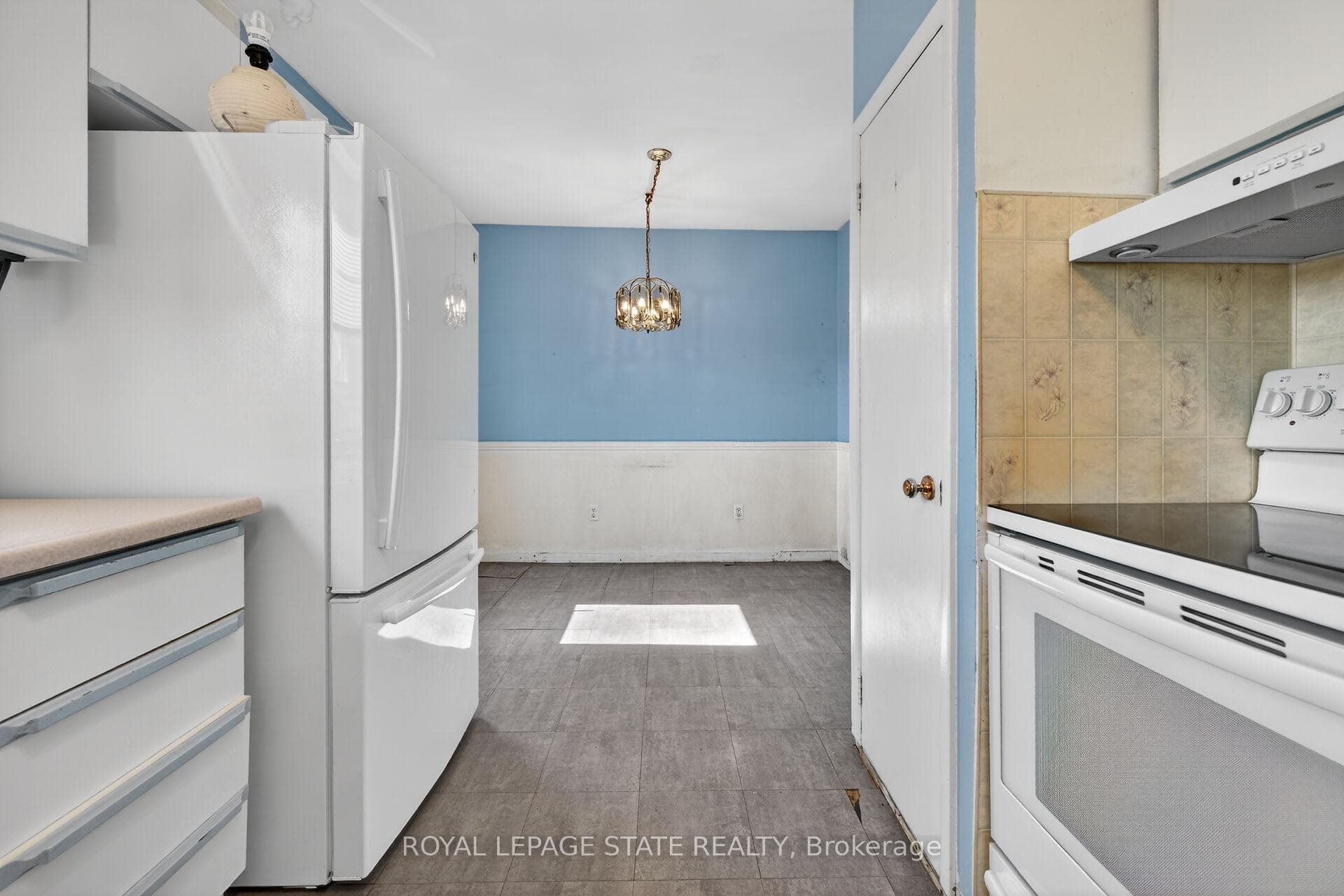 227 West 19th Street photo 10
