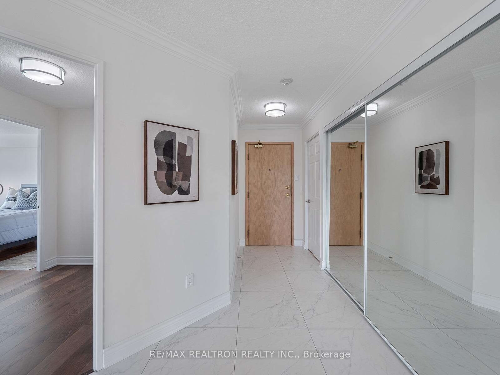 7805 Bayview Avenue Unit 321 photo 3