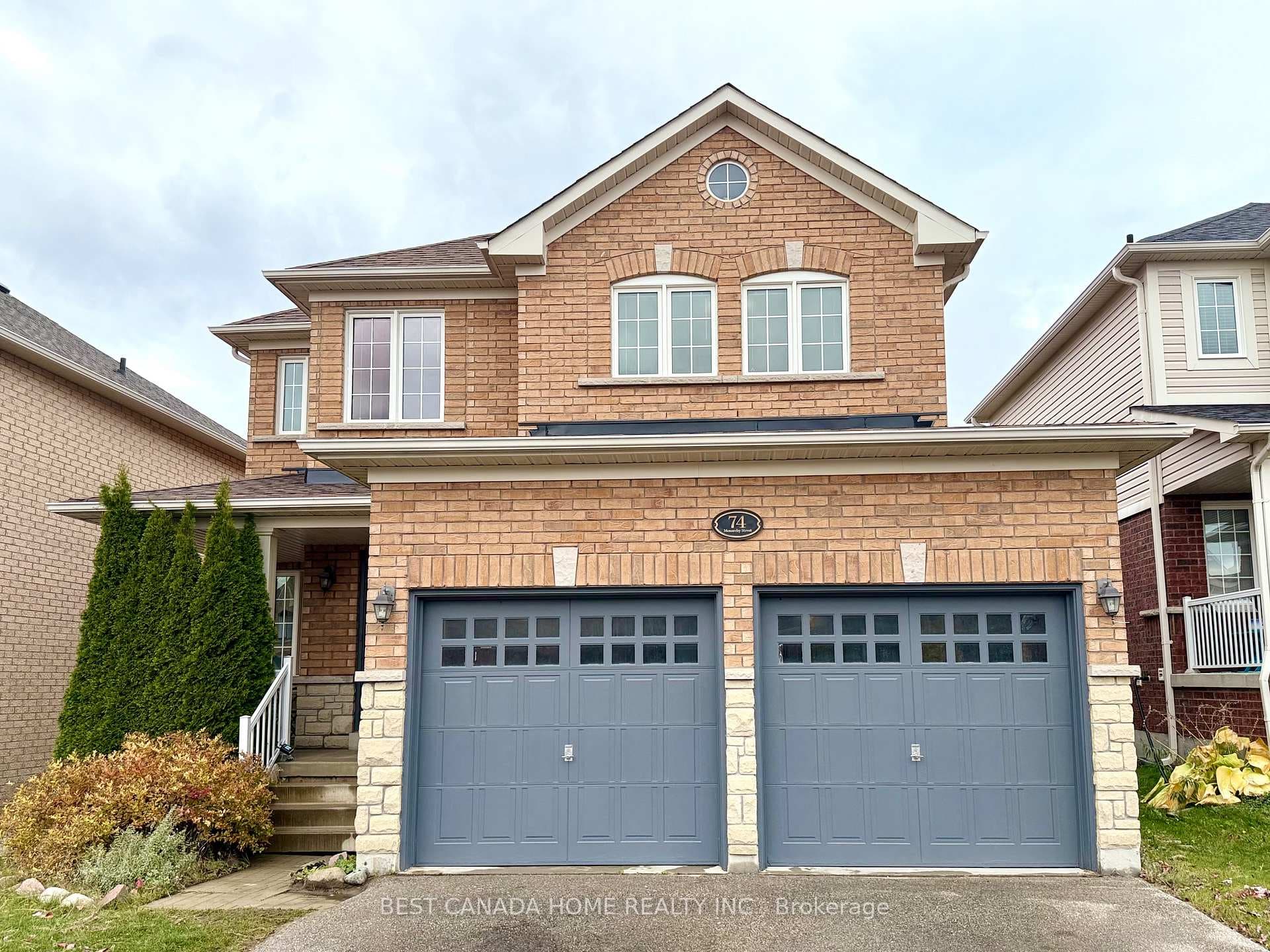 74 Monarchy Street photo 1