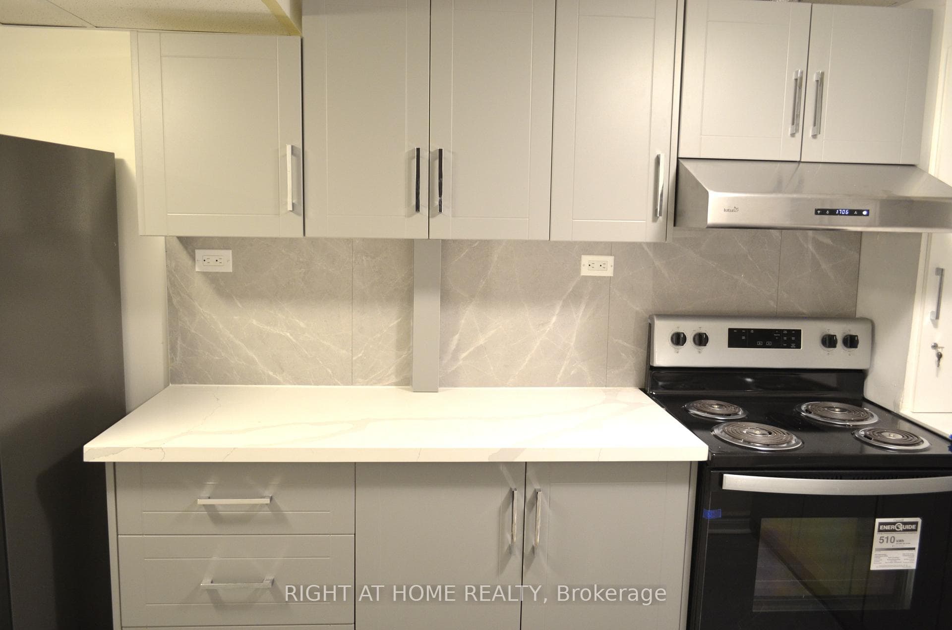 4 Rovinelli Road Unit BSMT photo 6