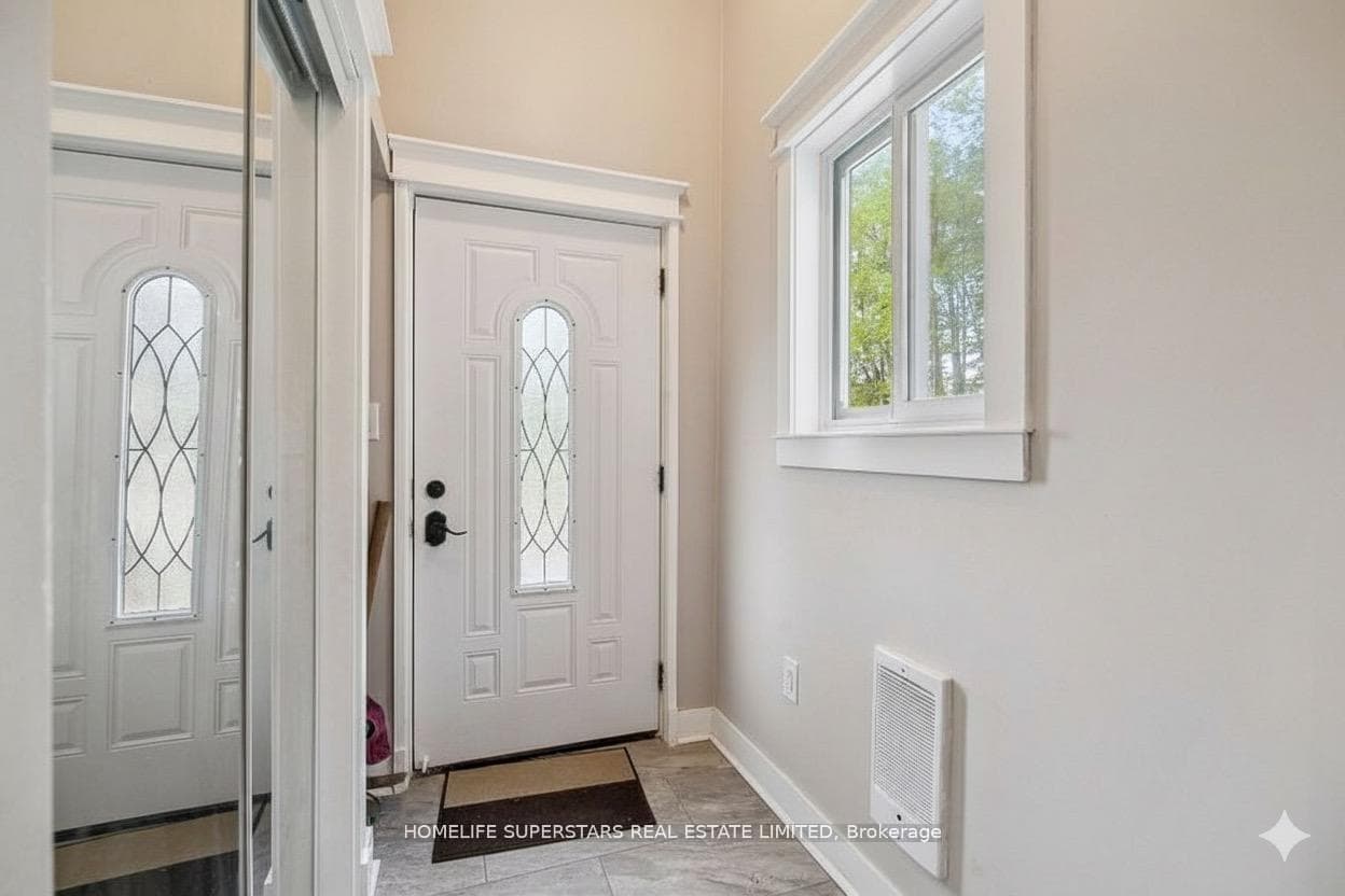 4290 Yonge Street photo 33