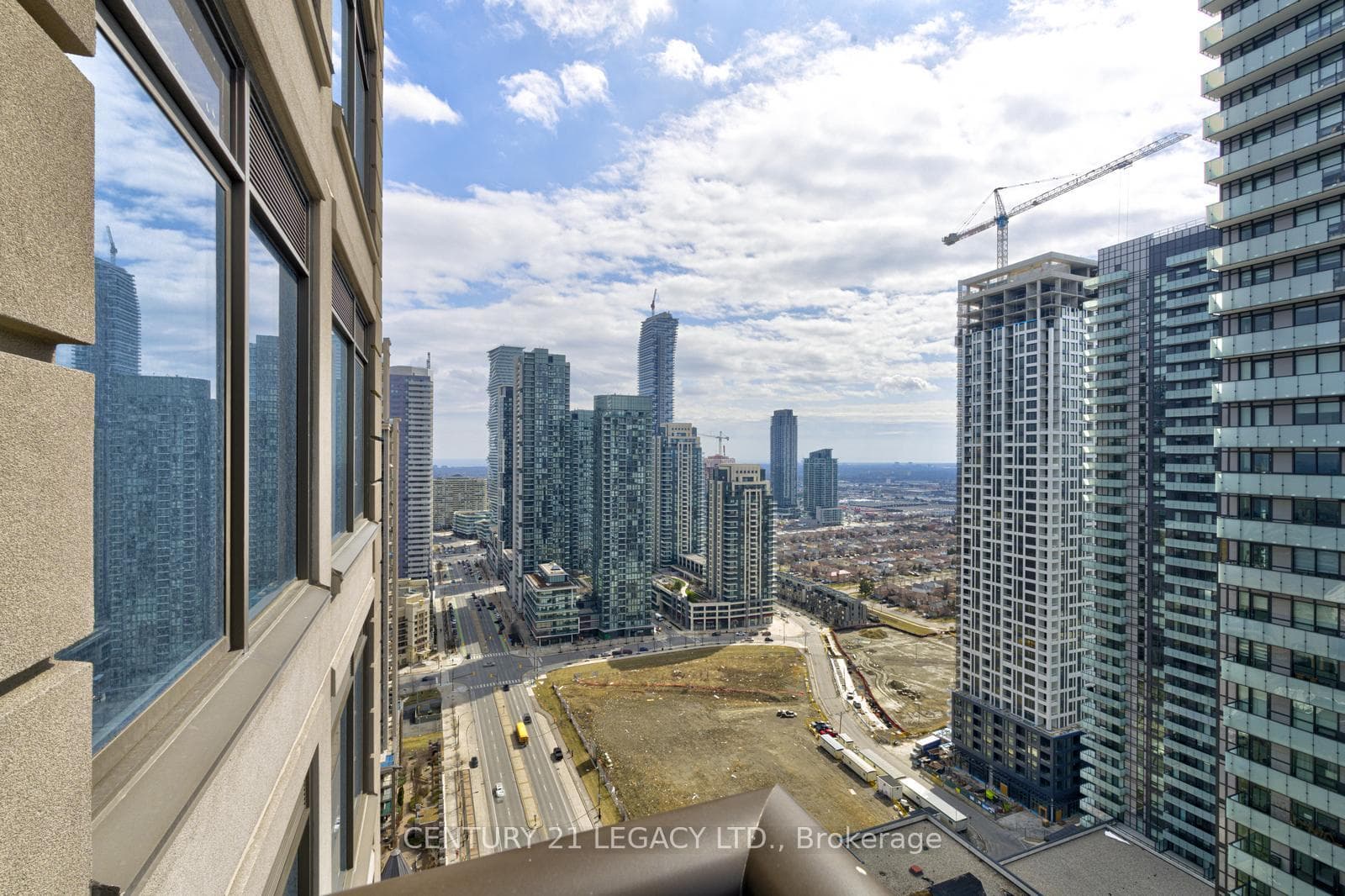 385 Prince Of Wales Drive Unit 2909 photo 29