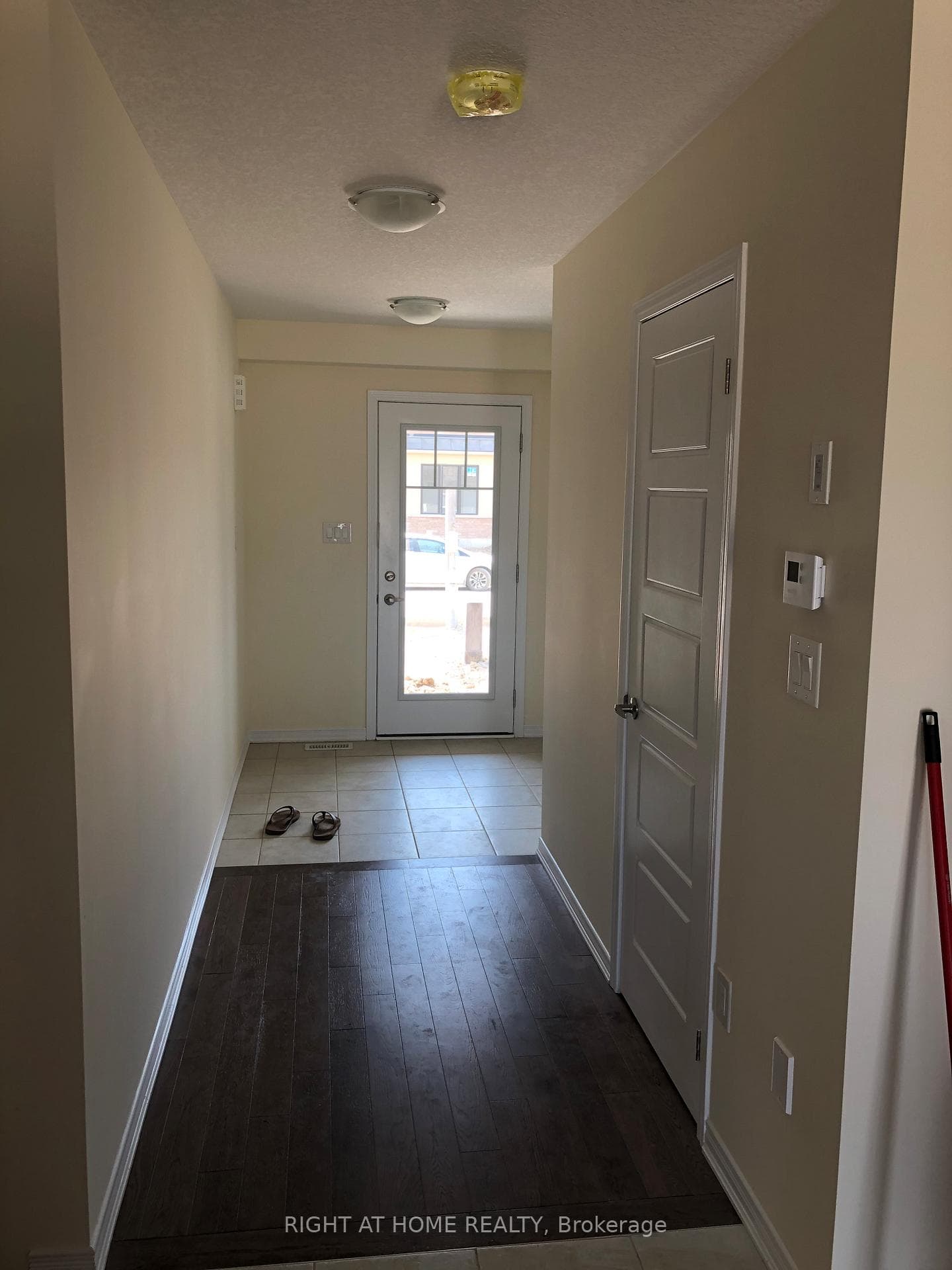 292 Bedrock Drive photo 3