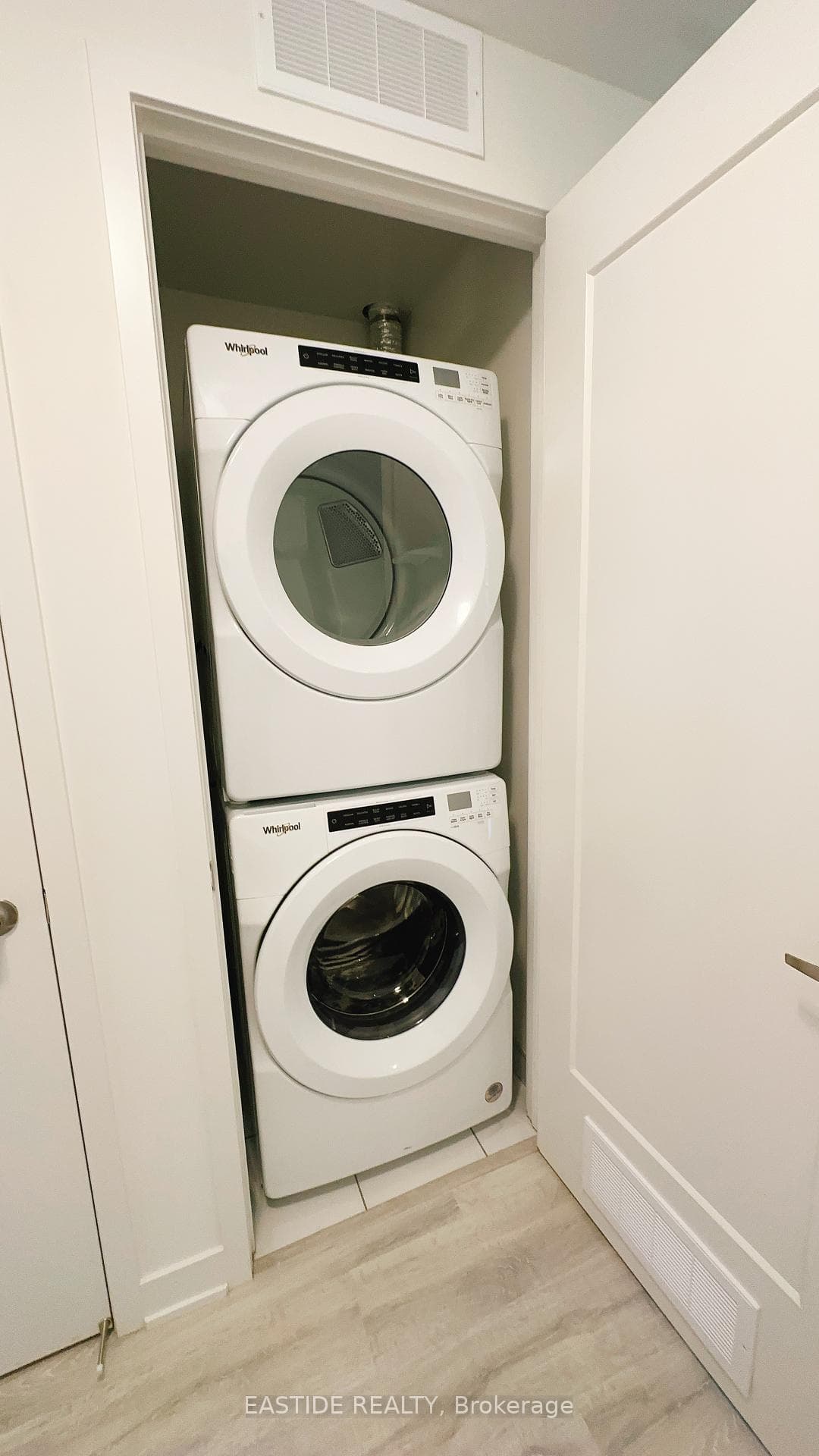 121 Lower Sherbourne Street Unit 1257 SW photo 8