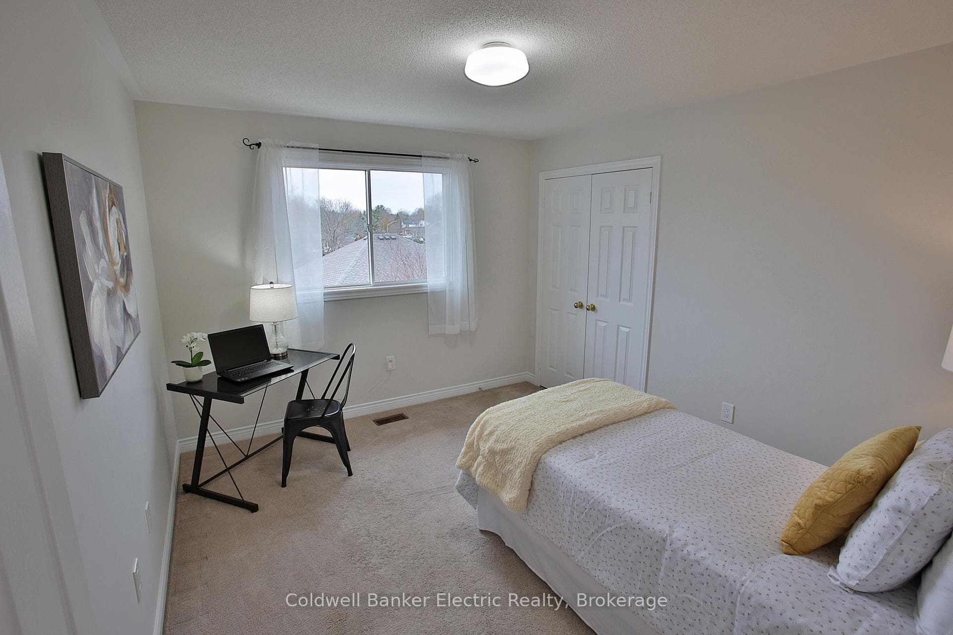 1830 Stratton Avenue photo 20