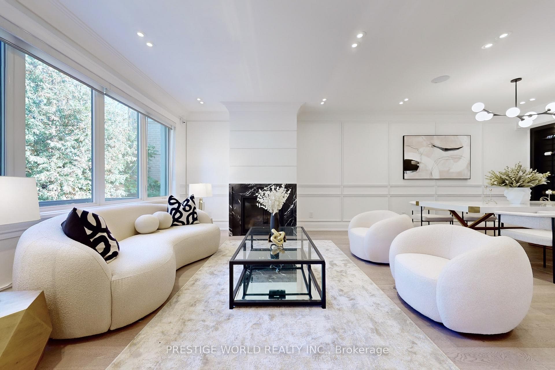 500 Hounslow Avenue photo 4