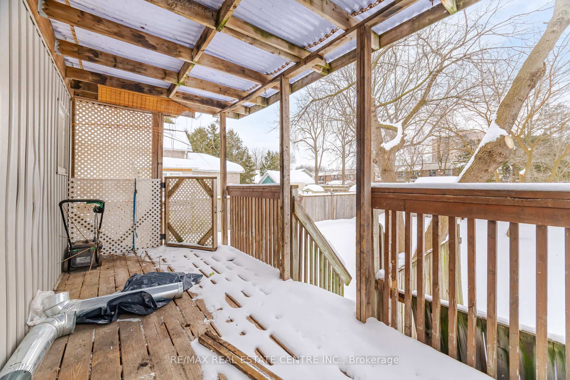 21 Crombie Street photo 46