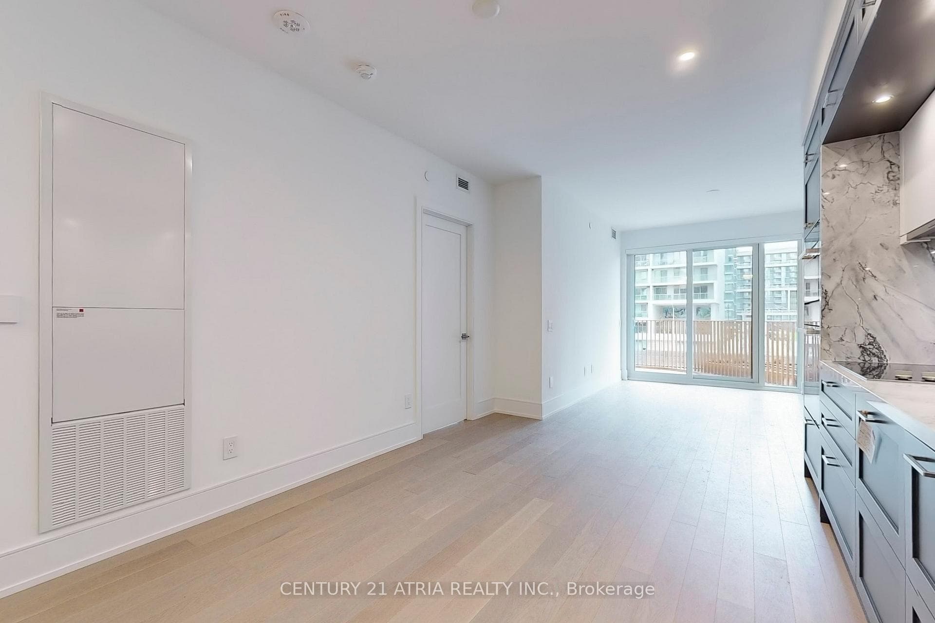 155 Merchants Wharf Way Unit 222 photo 4