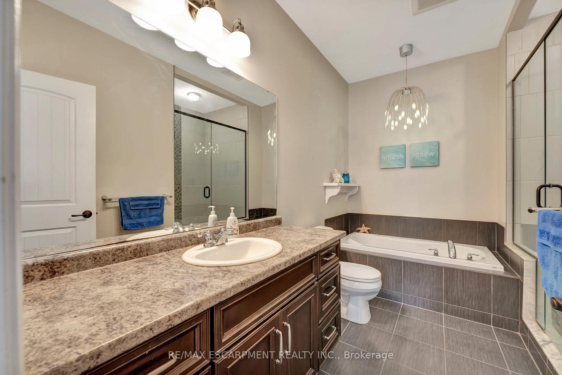 35 VIKING Lane photo 22