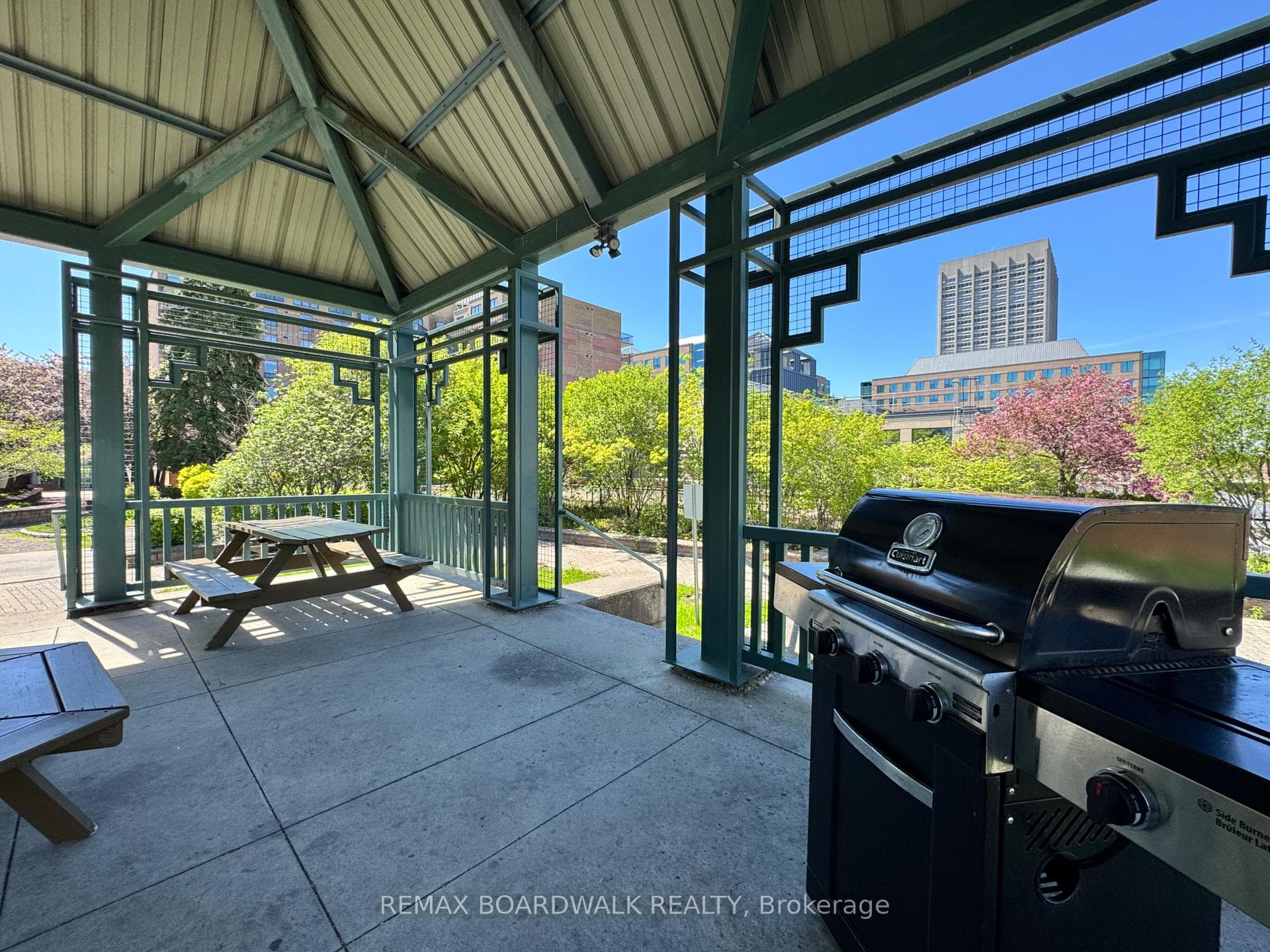 35 HOLLAND Avenue Unit 907 photo 30