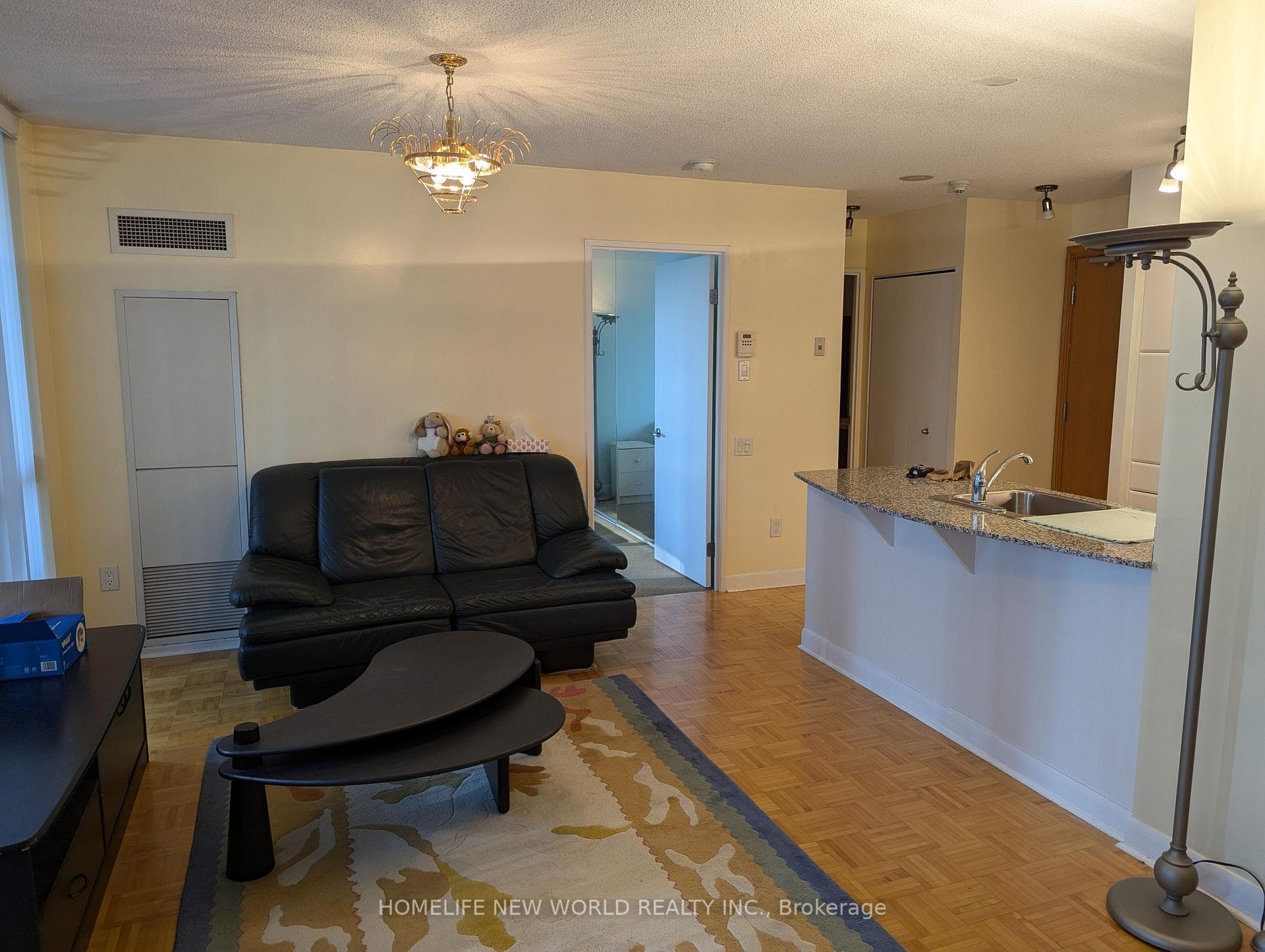 33 Sheppard Avenue Unit 405 photo 6