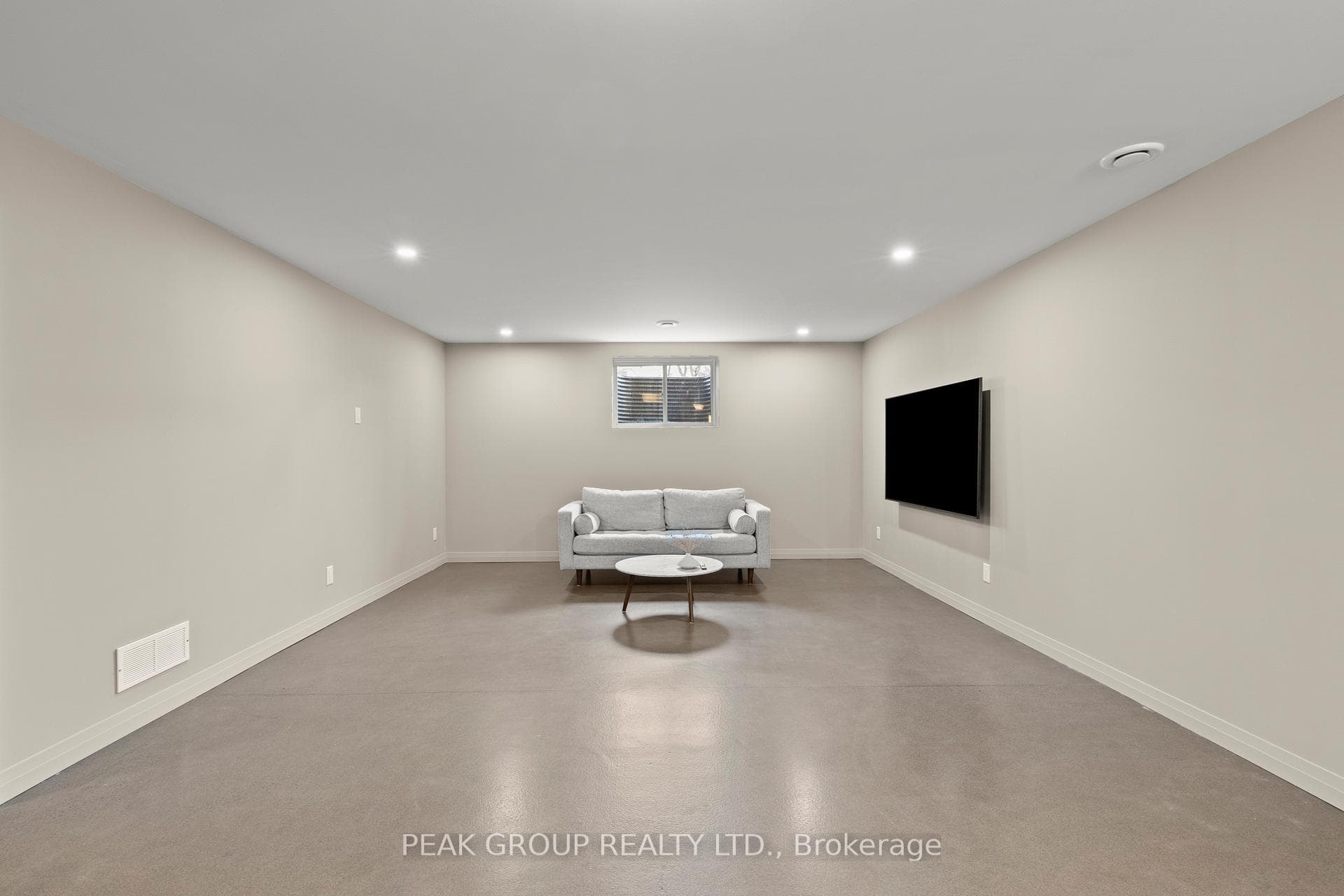 8974 Willoughby Drive Unit 8 photo 30