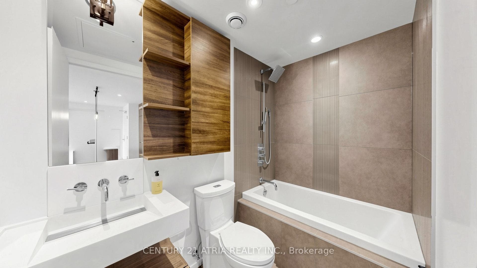 5 St Joseph Street Unit 3711 photo 13