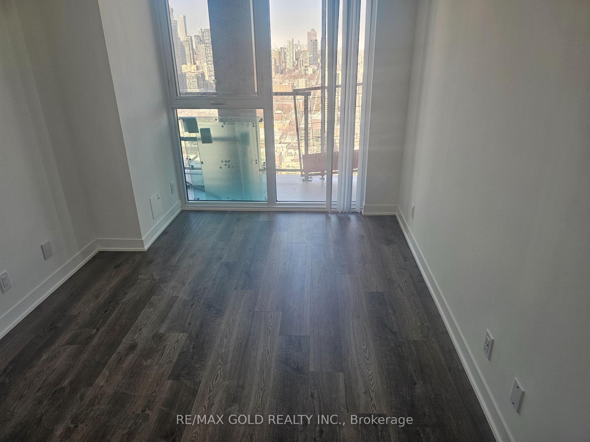 180 Front Street Unit 4102 photo 16