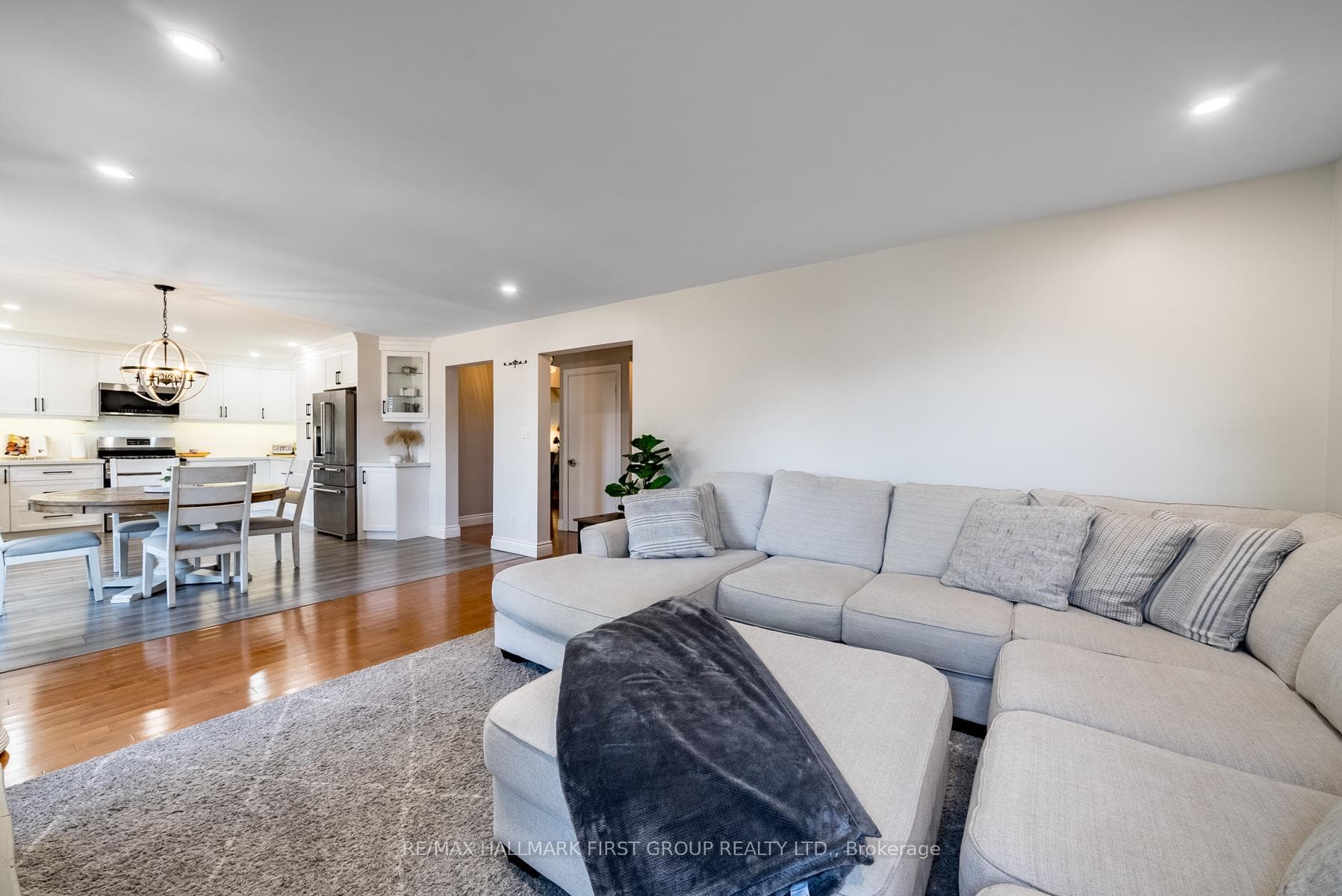 20 Thornbury Street photo 16