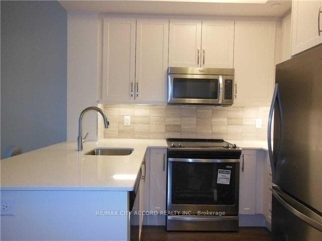 1 Old Mill Drive Unit 128 photo 3