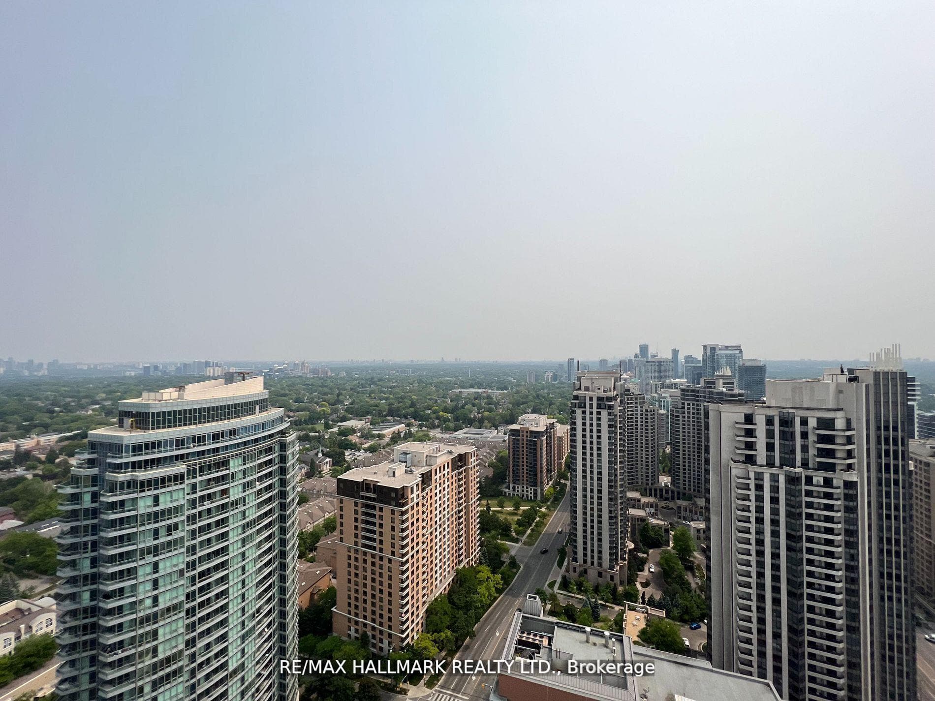 15 Holmes Avenue Unit PH3201 photo 29