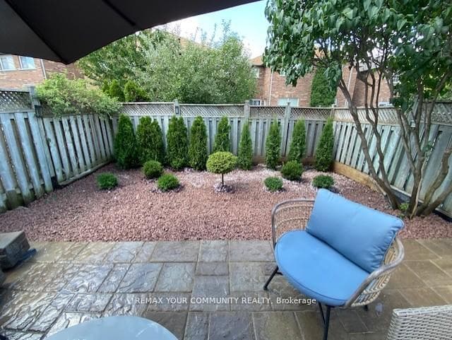 152 Vanguard Road photo 23