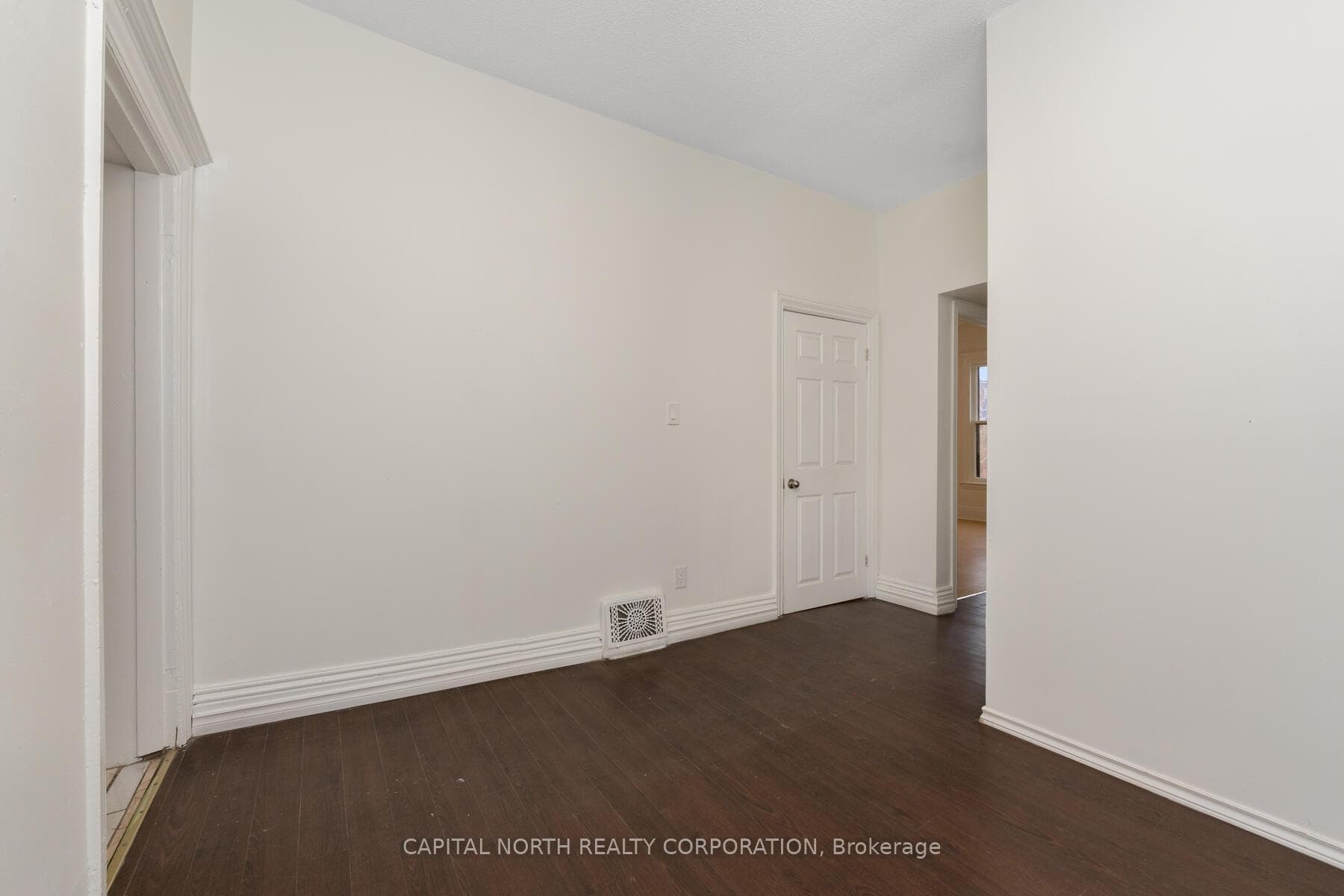 564 King Street Unit Main photo 11