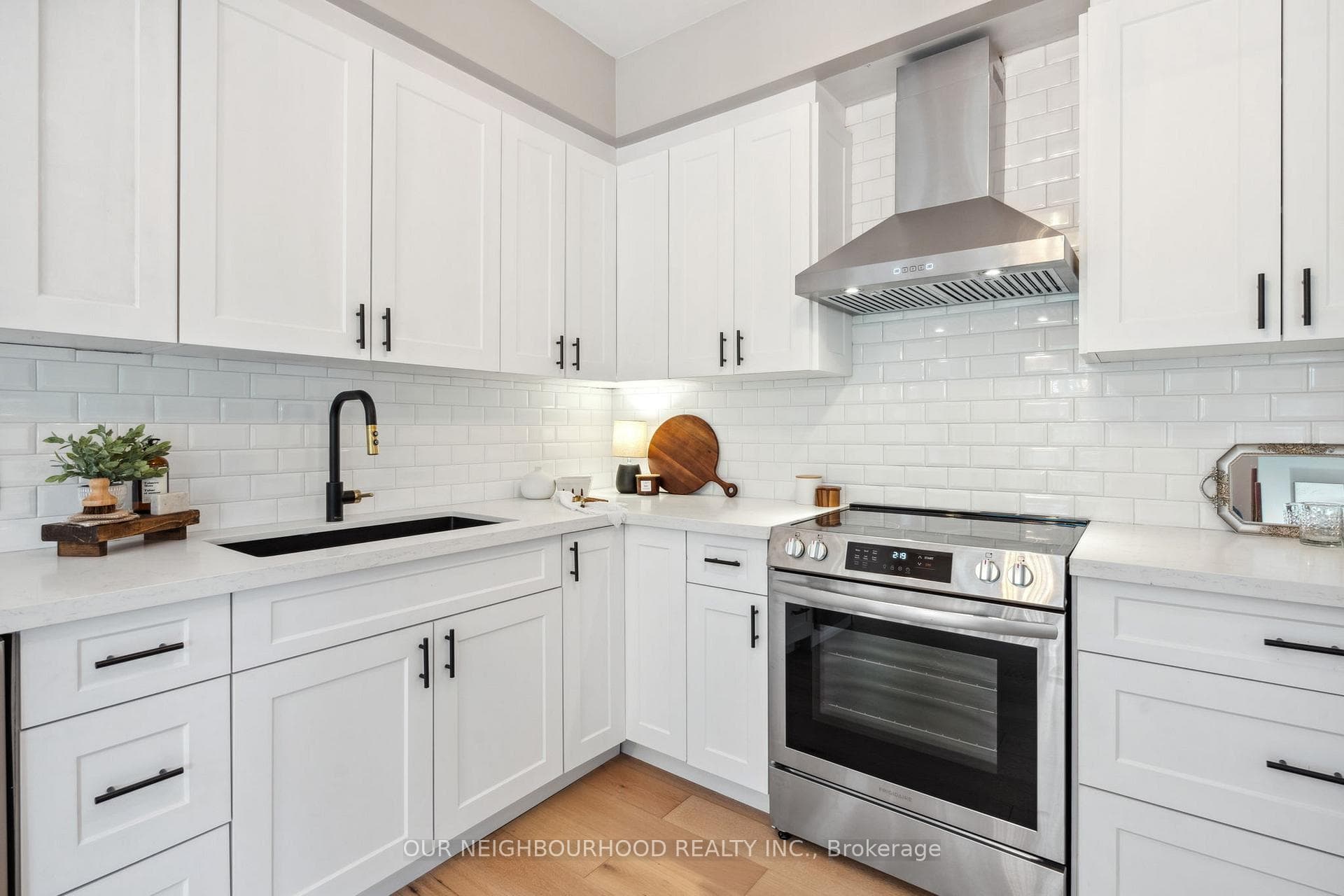 23 Crough Street photo 12