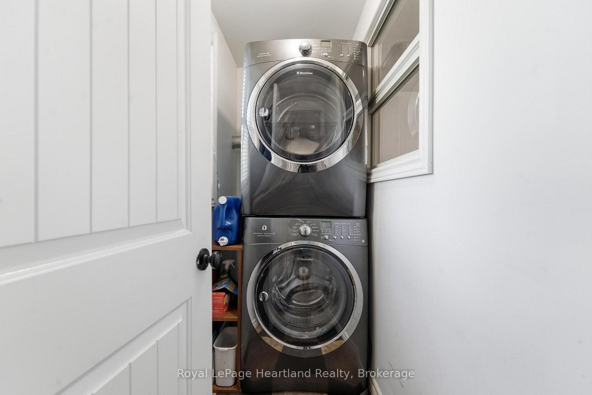 20 William Street photo 15