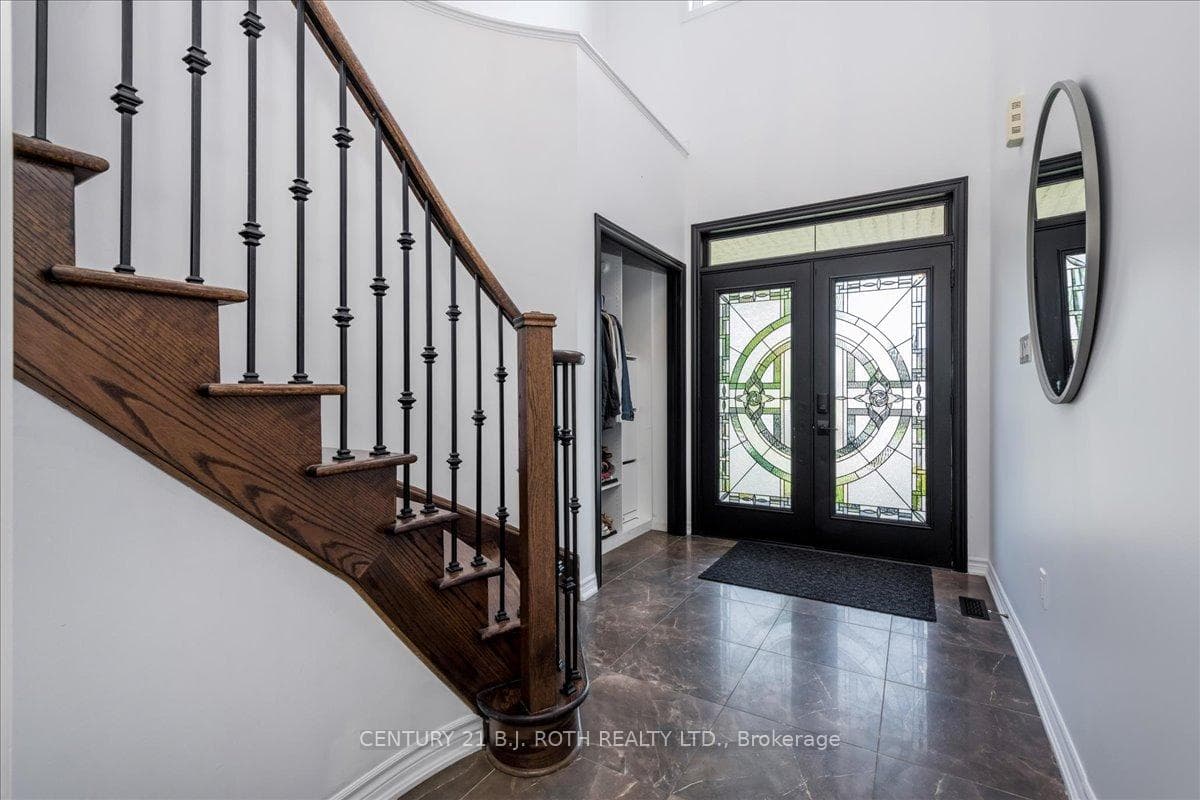 1327 Hunter Street photo 3