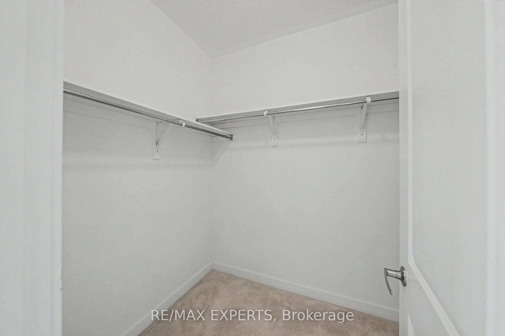 159 Haldimand Street photo 15