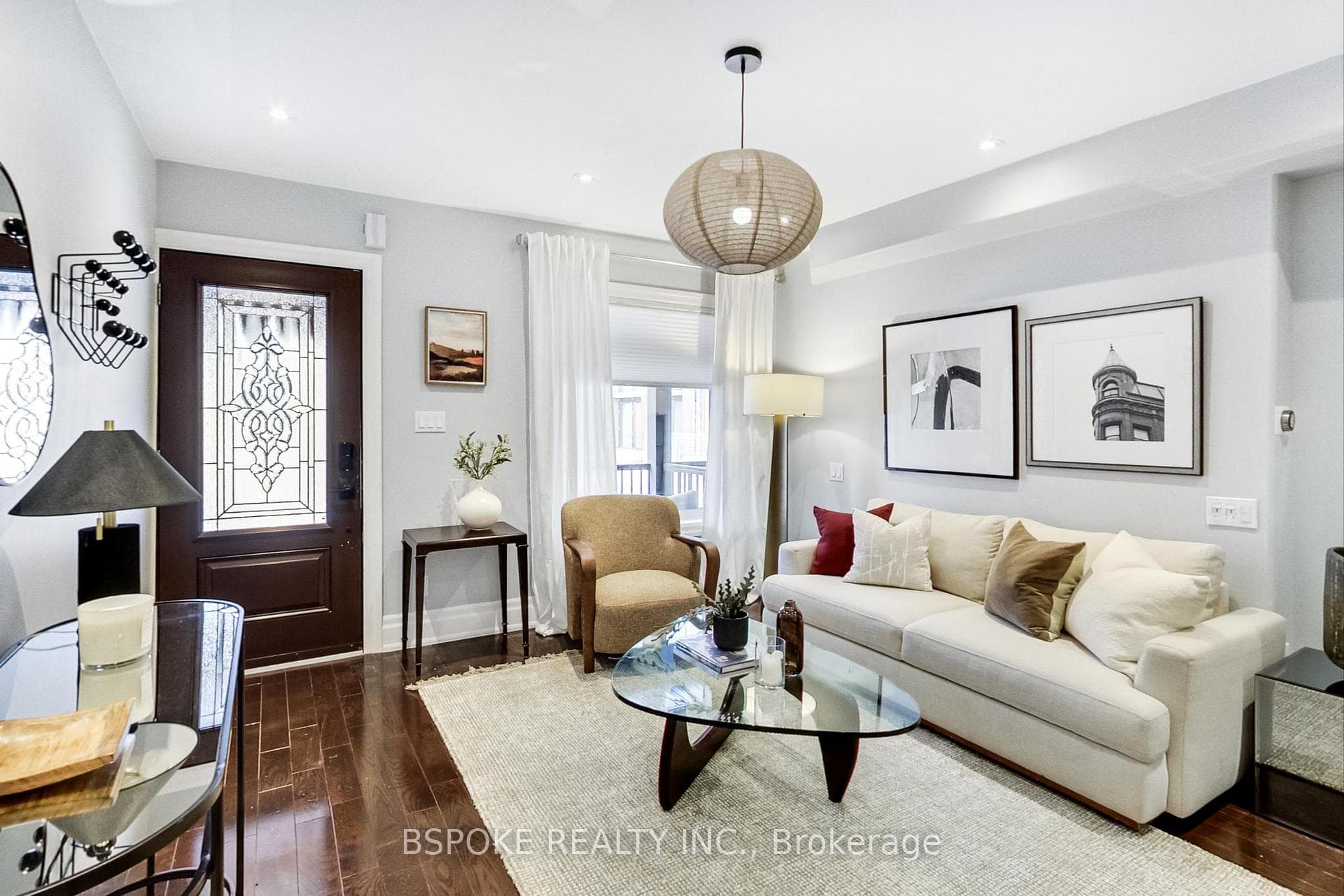 831 Dupont Street photo 6