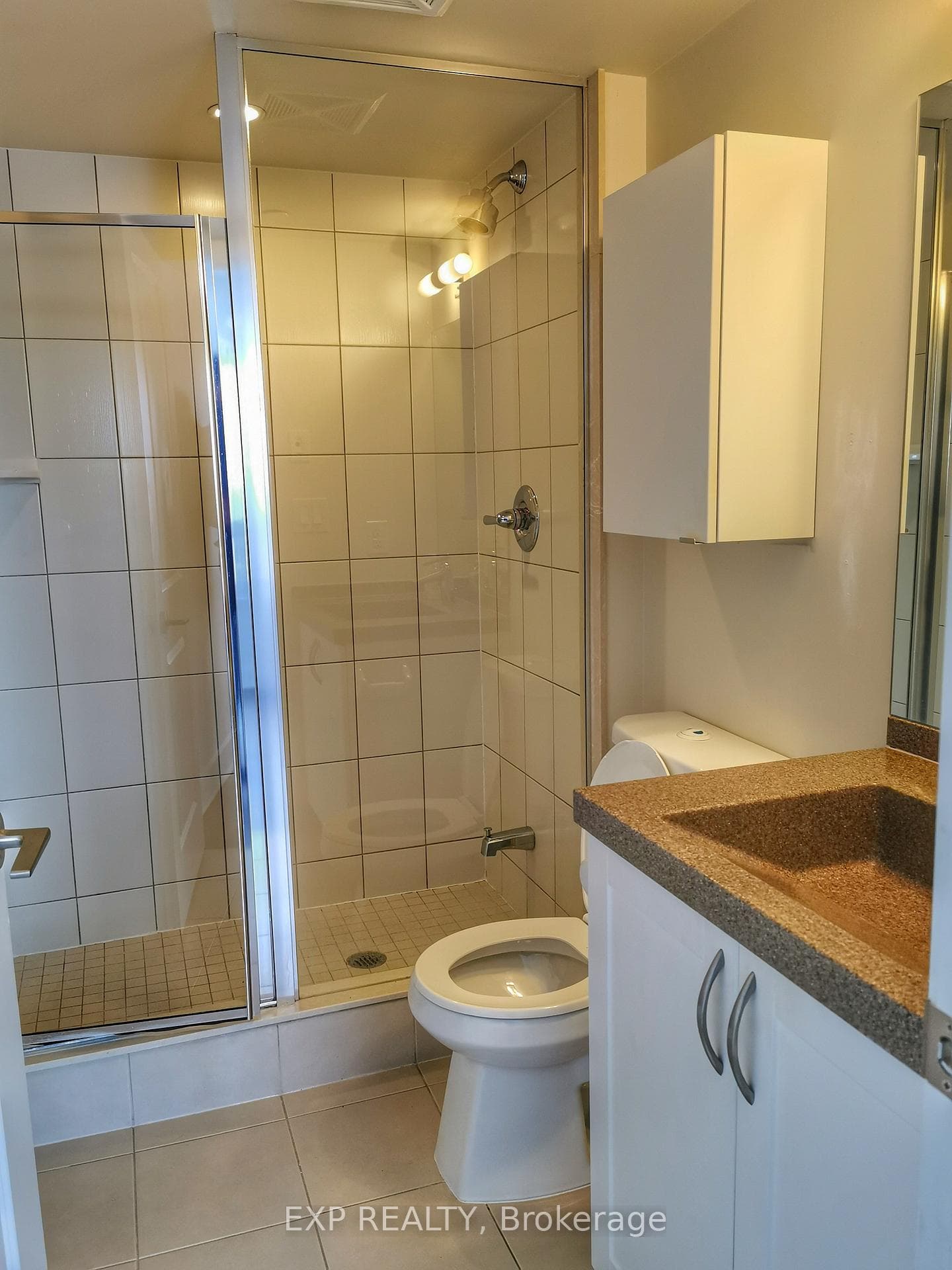 Ensuite bathroom