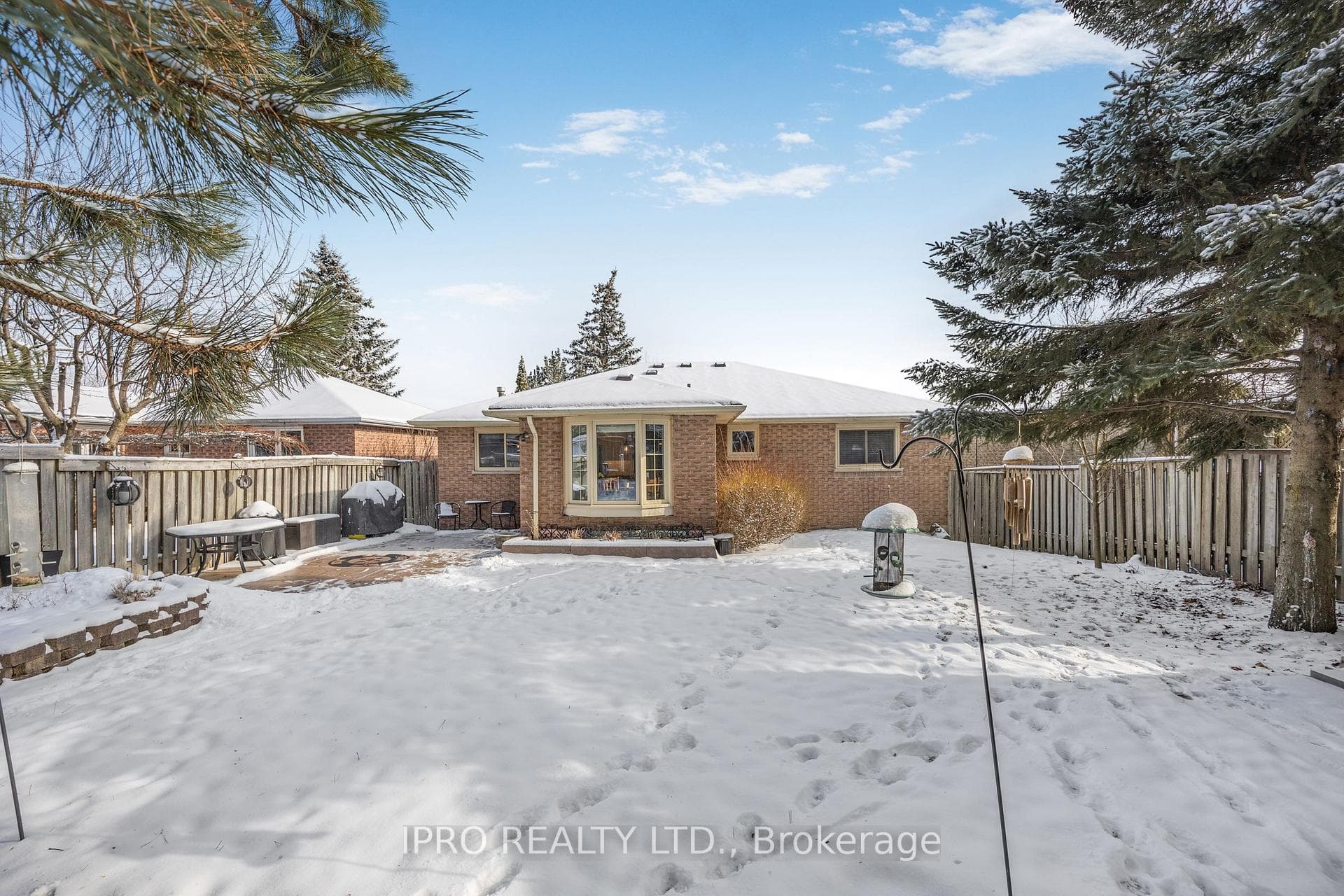 188 Melbourne Drive photo 35