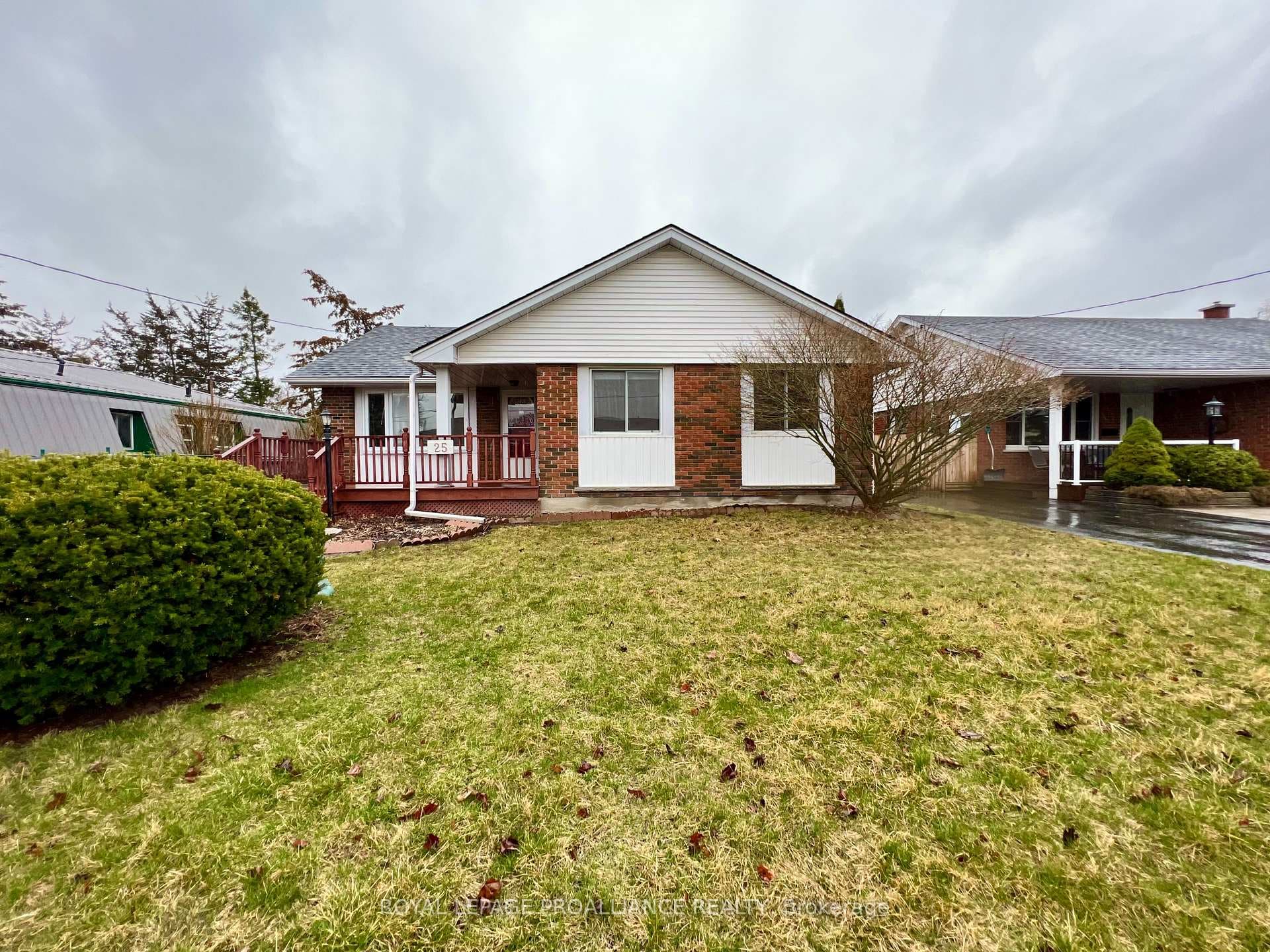 25 McFee Street photo 1