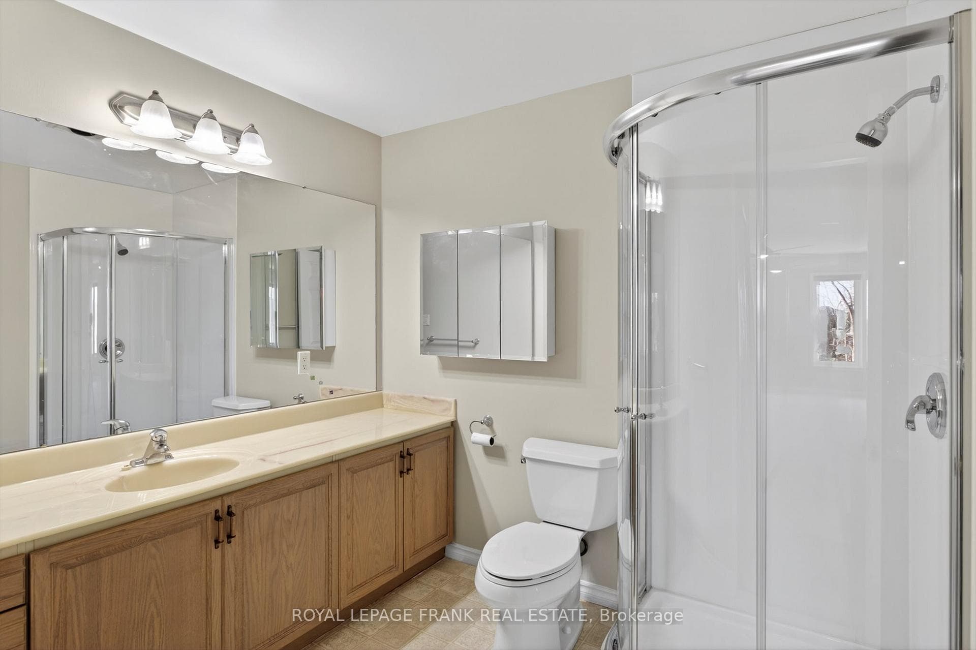 1099 Clonsilla Avenue Unit Bldg C #310 photo 21