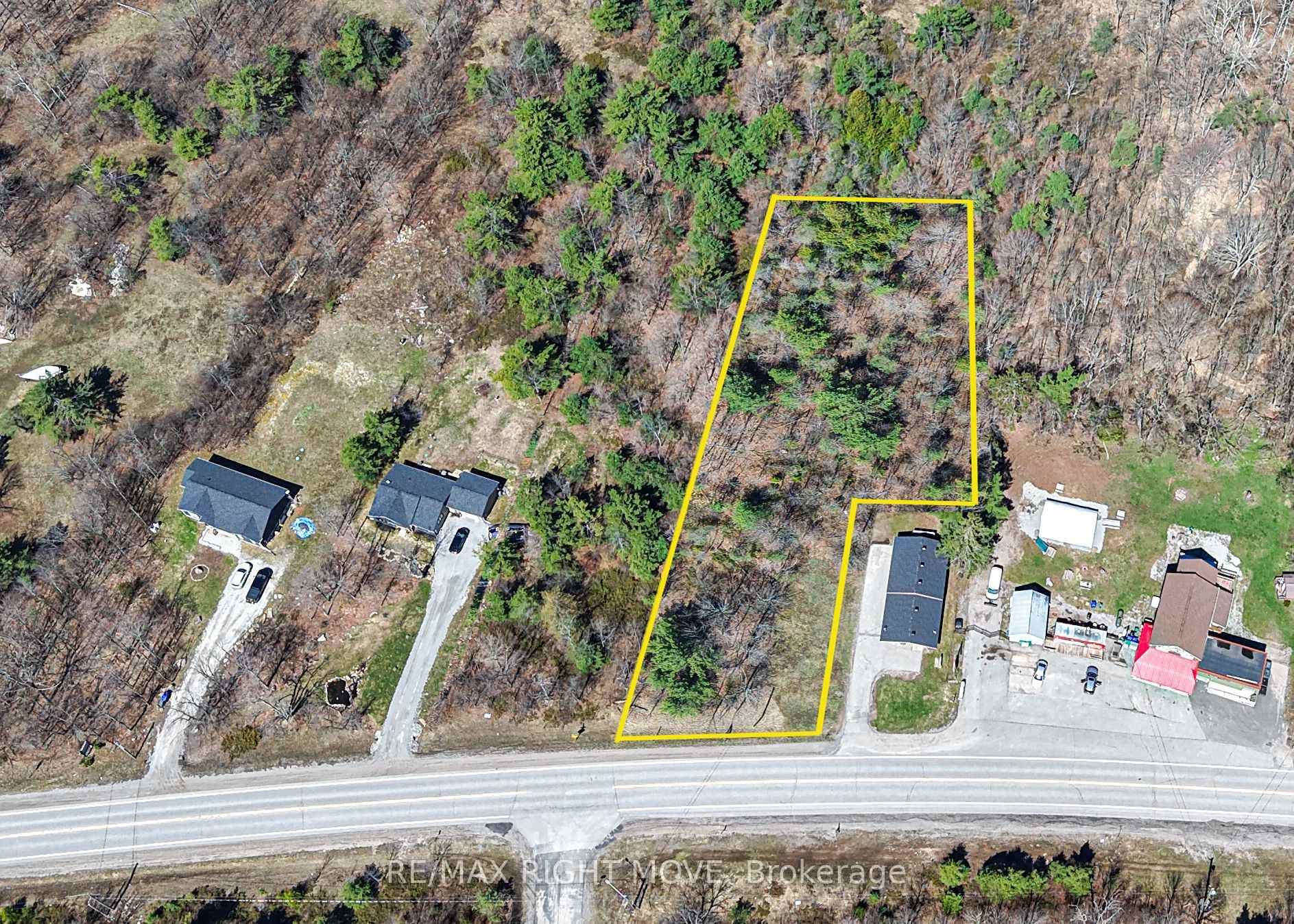 Welcome to 1048 Monck Road!