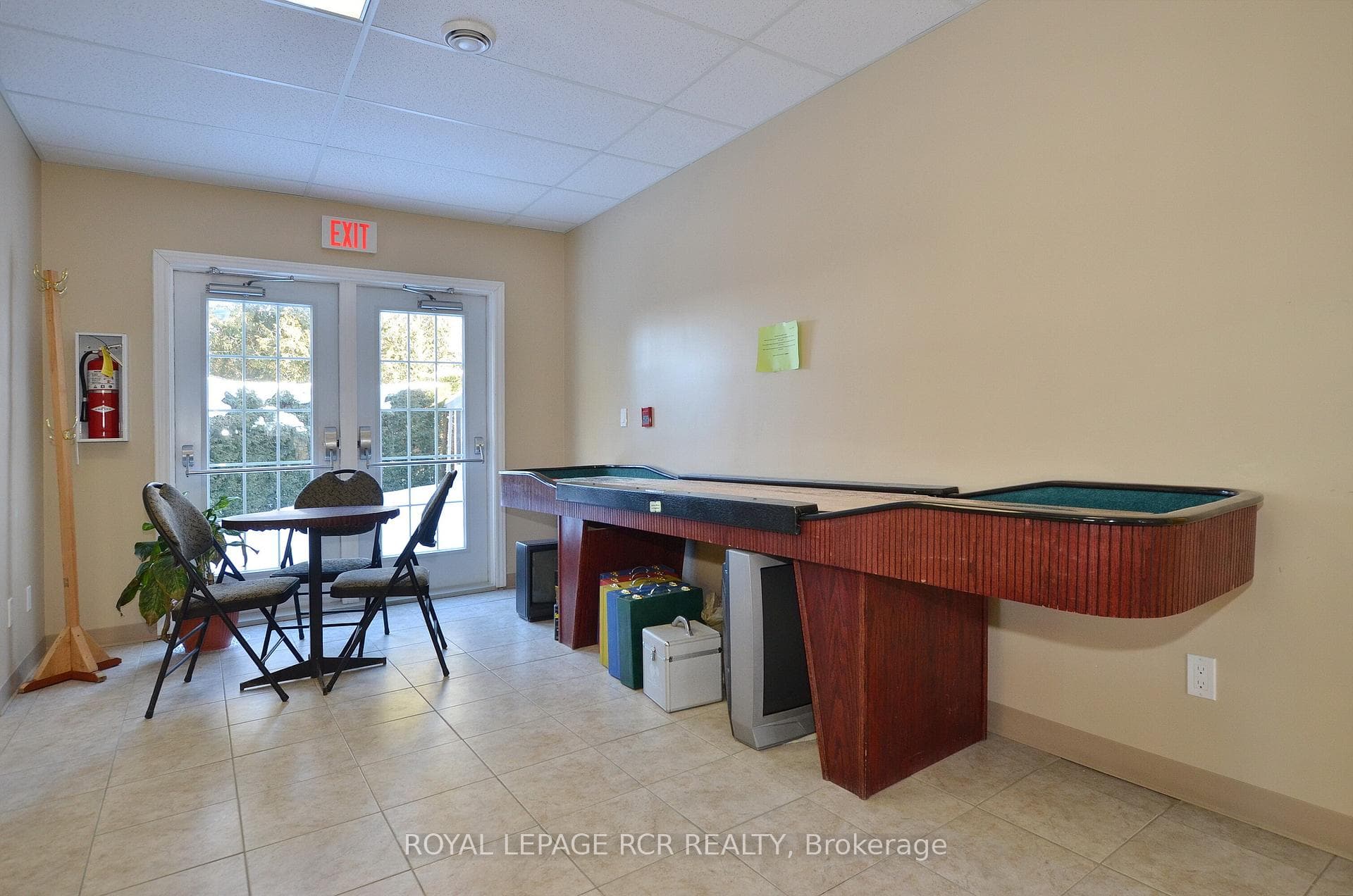 9 Indiana Avenue photo 24