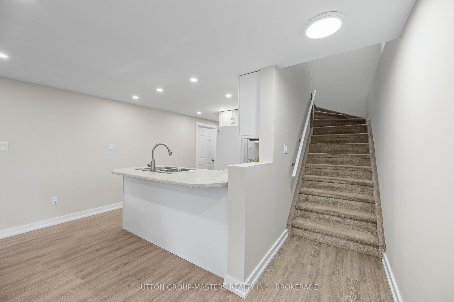 1705 Executive Avenue photo 41