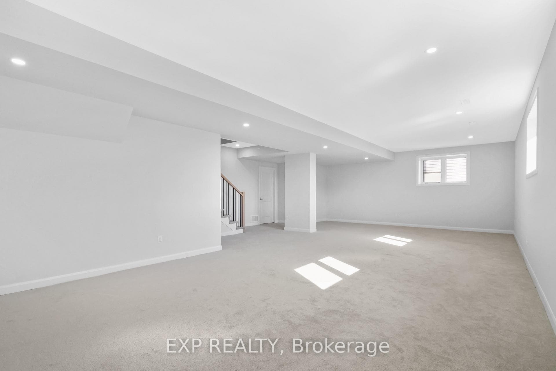 626 Inver Lane photo 37
