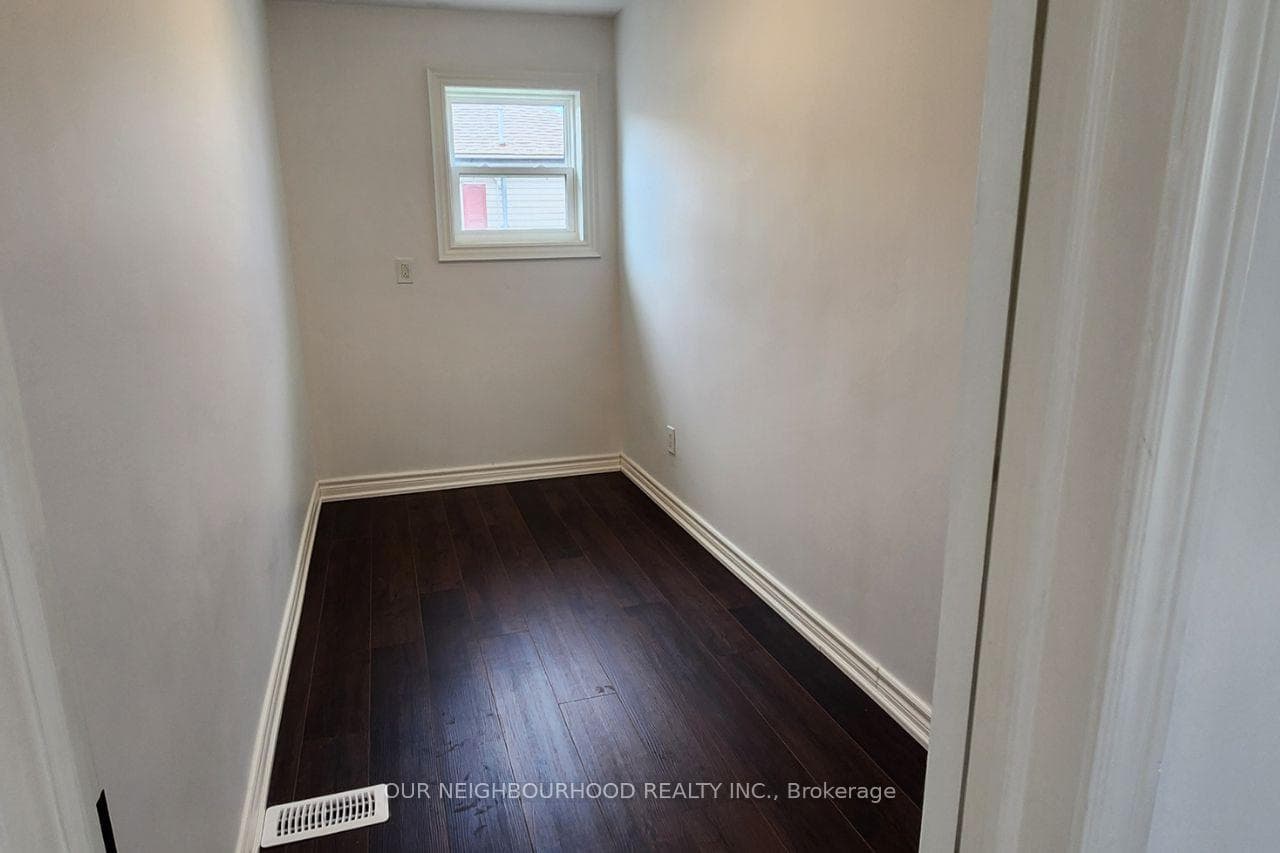 225 Fourth Avenue Unit Main photo 9