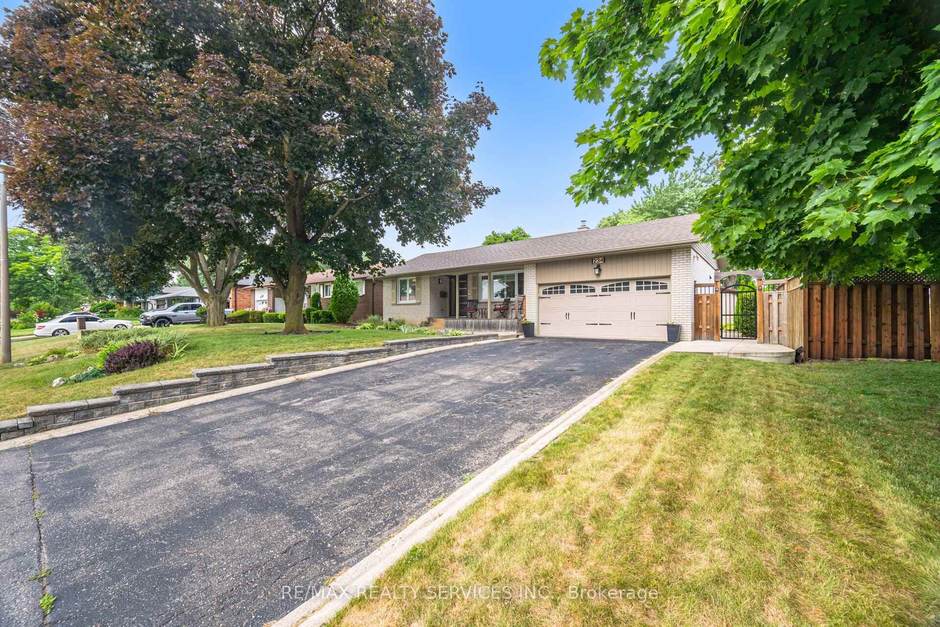 234 Elizabeth Street photo 8