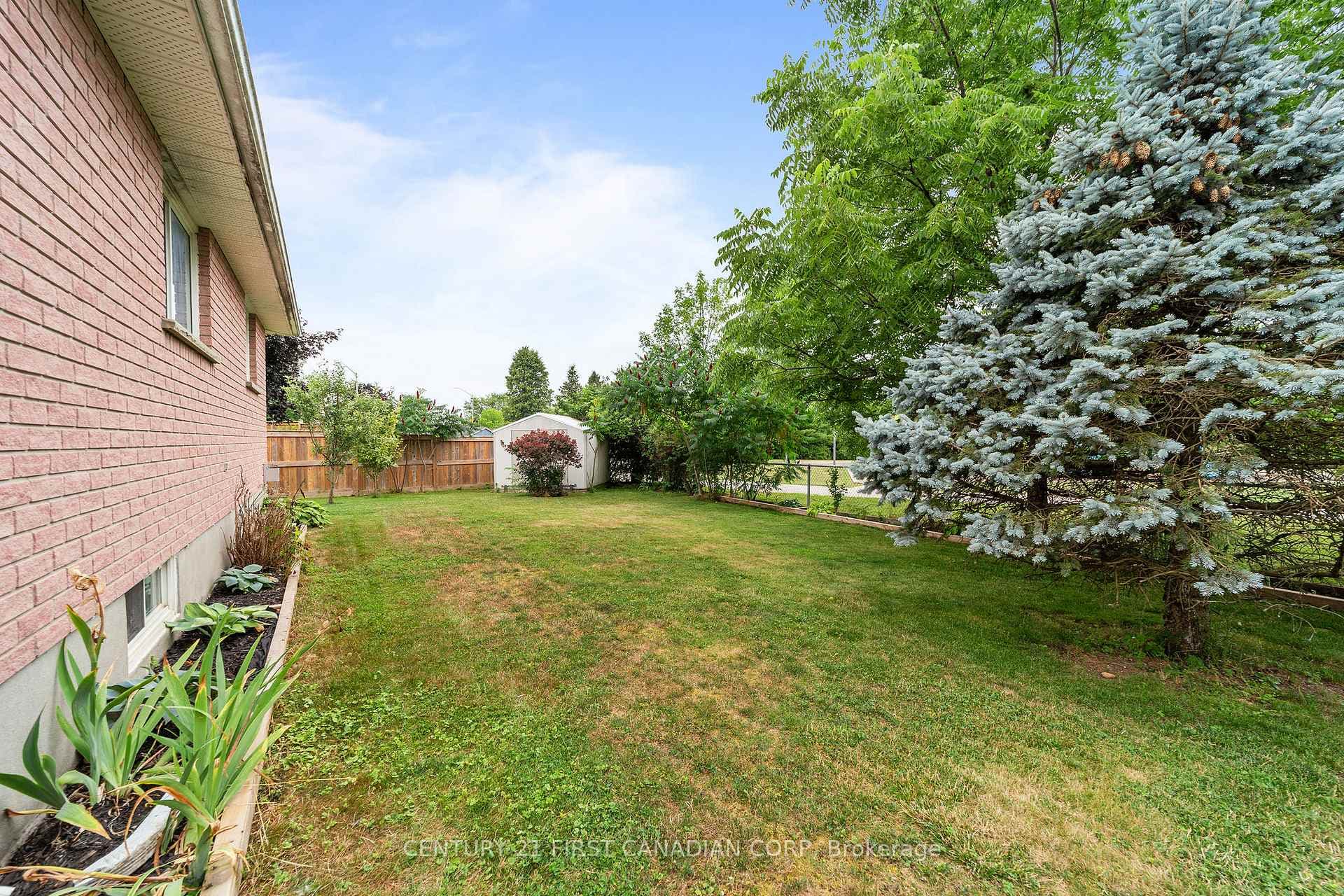 7 Sifton Drive photo 38