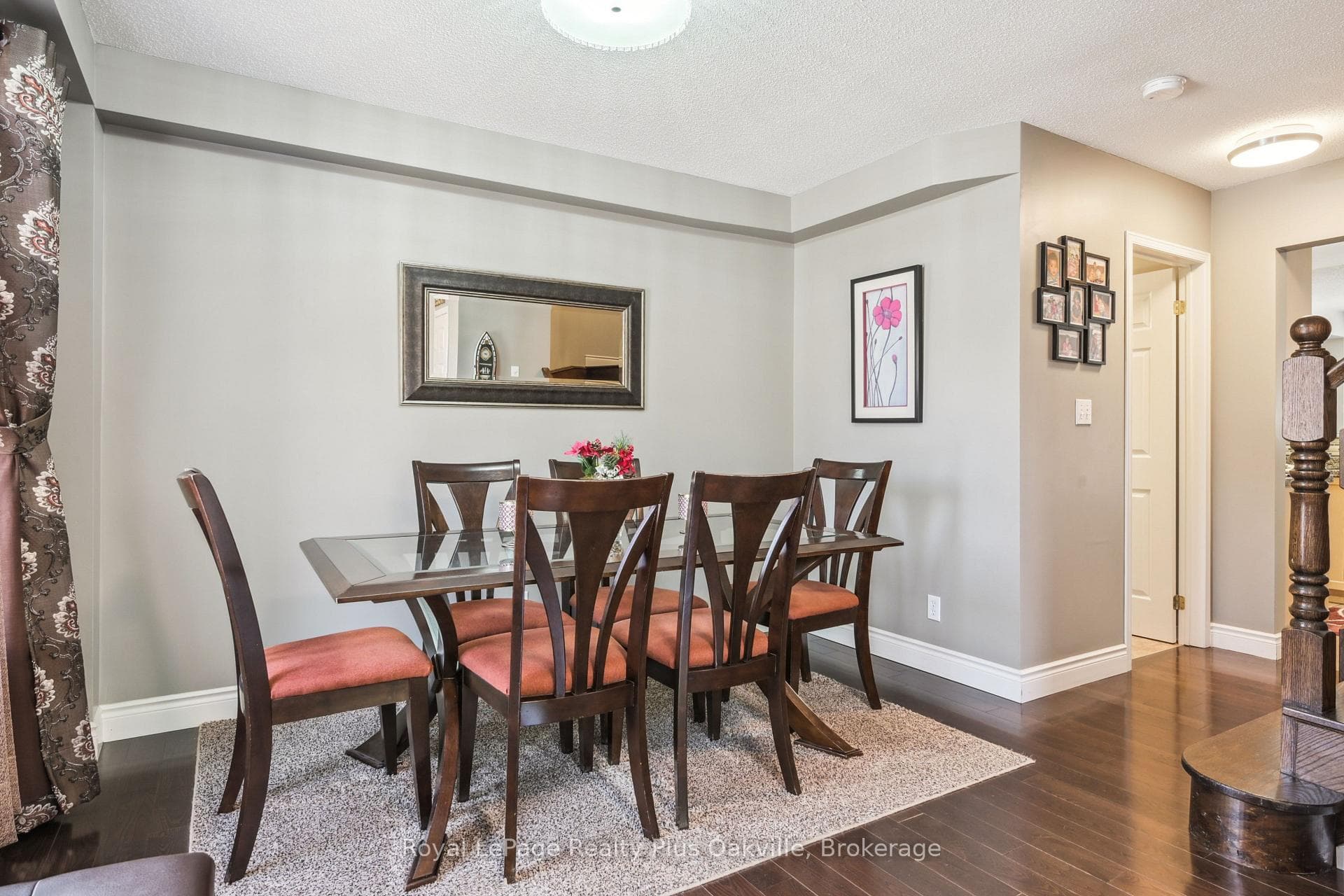 2244 Stokes Lane photo 4