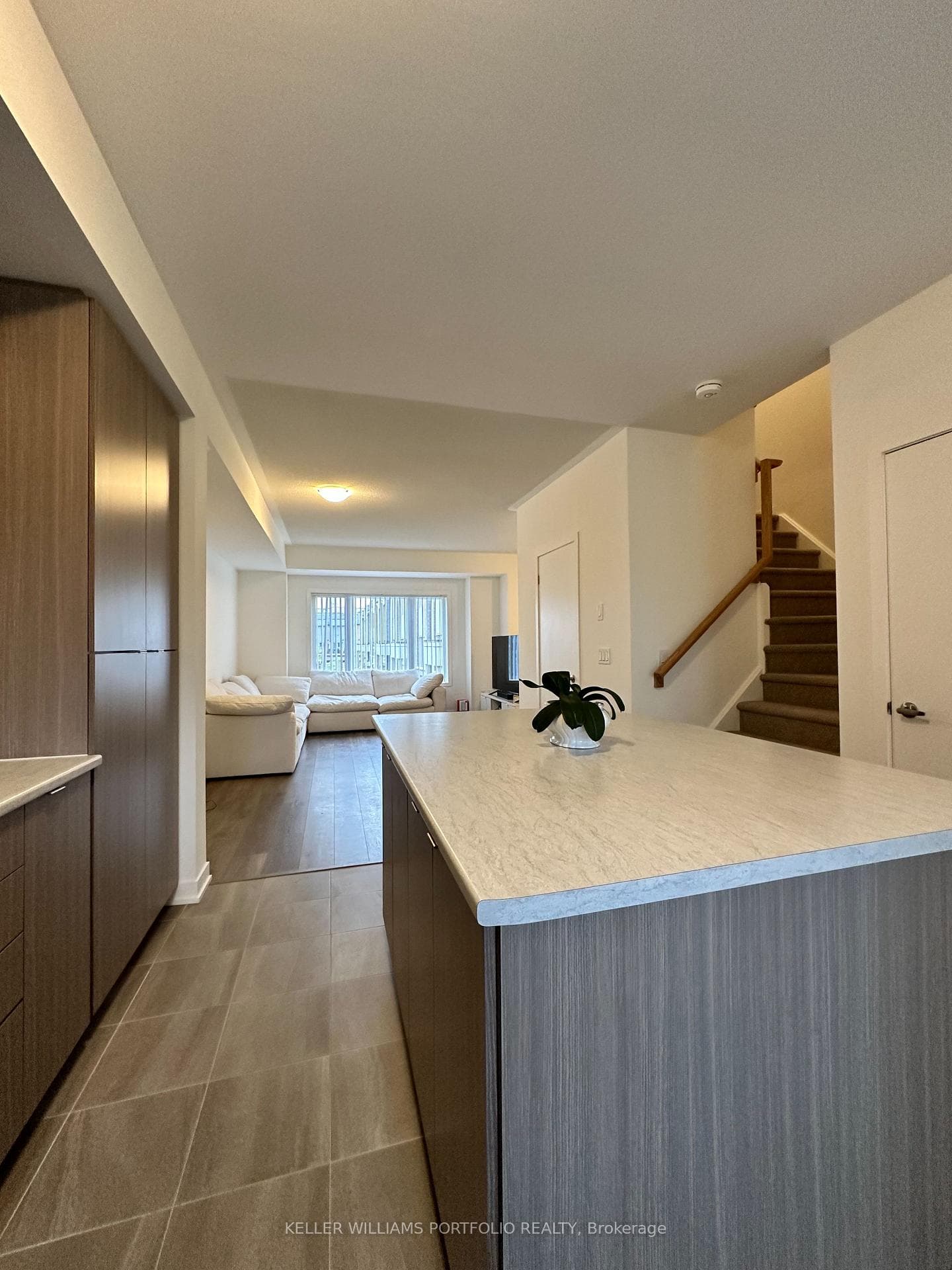 1525 Kingston Road Unit 304 photo 8