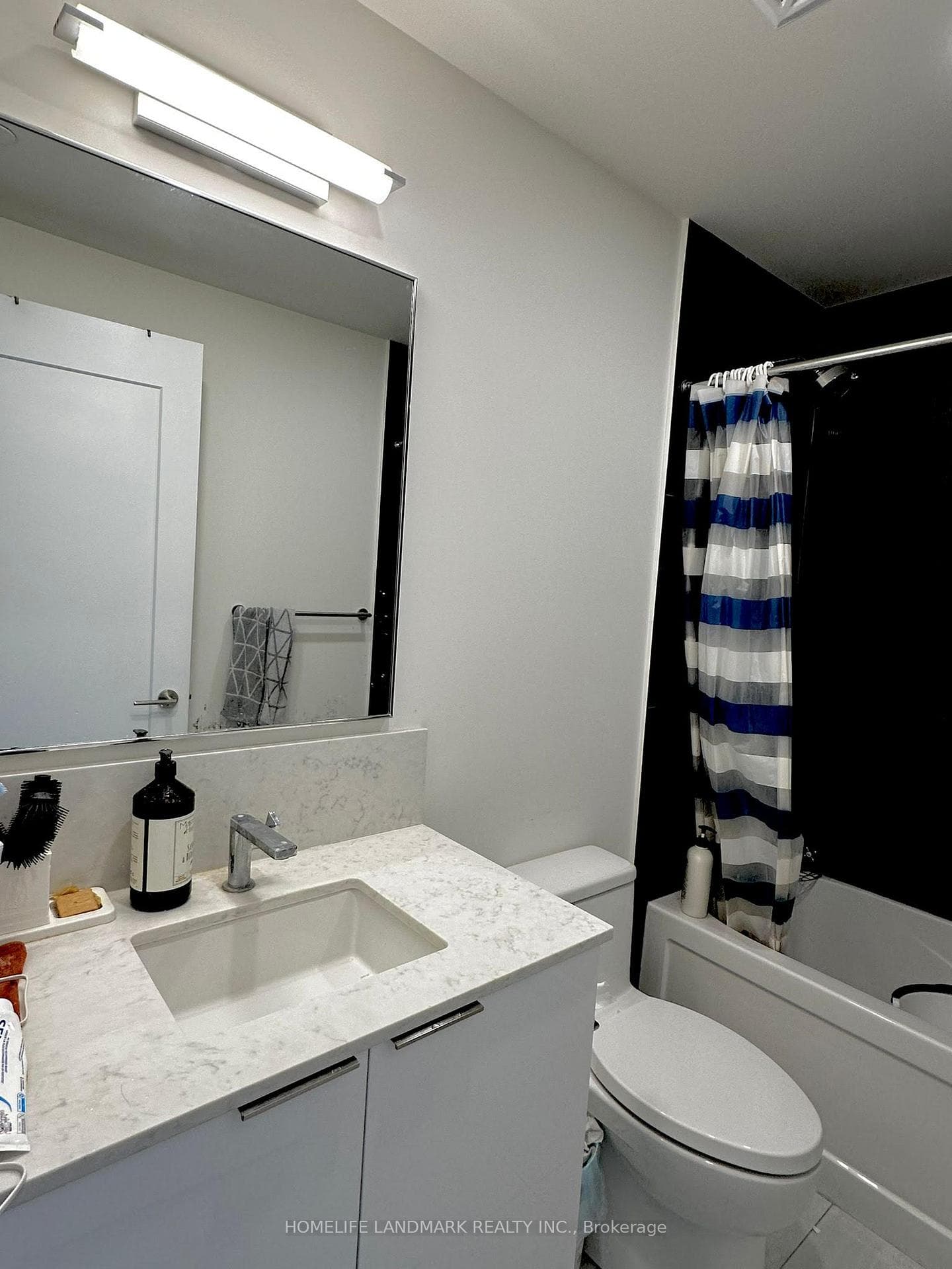 28 FREELAND Street Unit 4004 photo 12