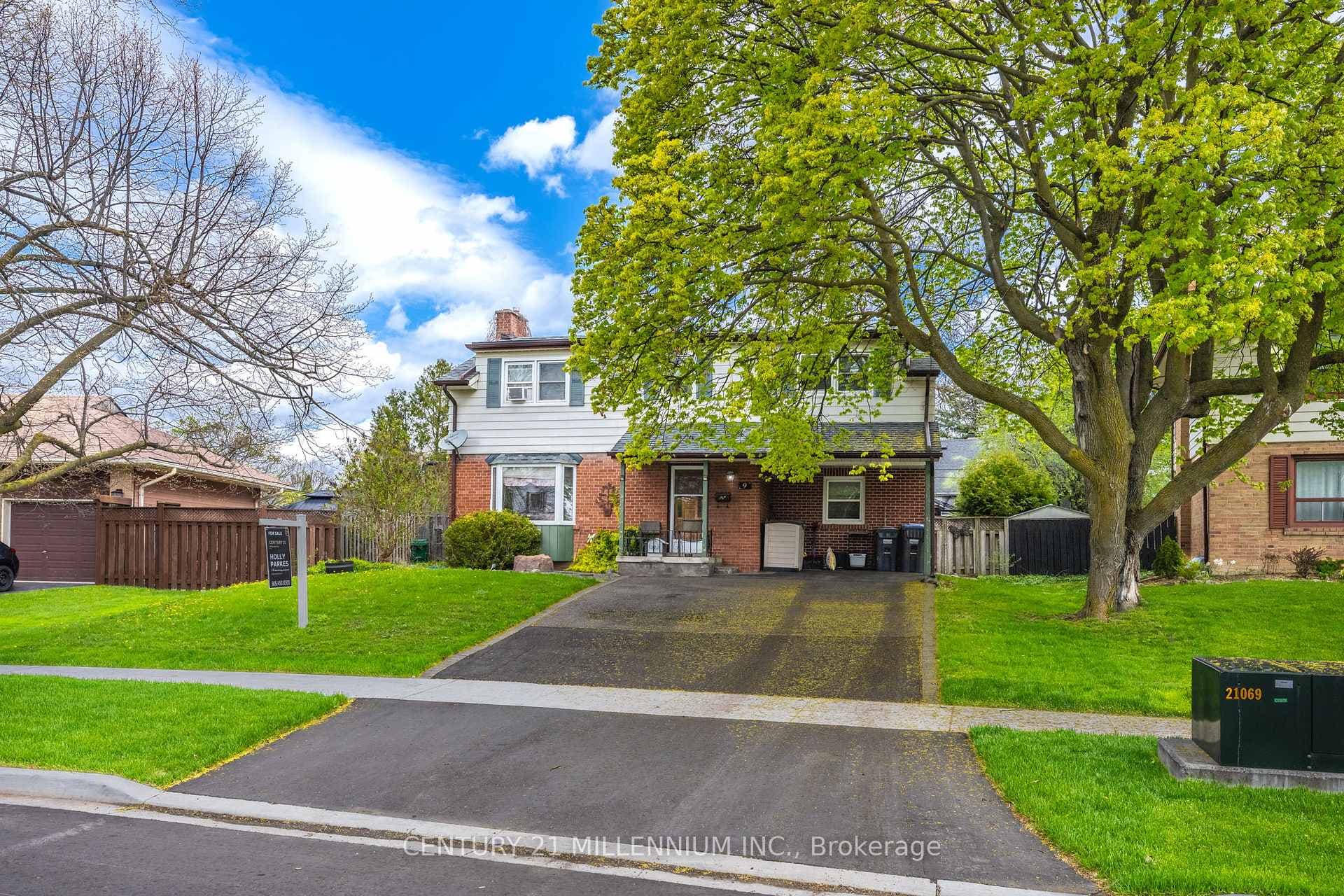 9 Crestview Avenue photo 2