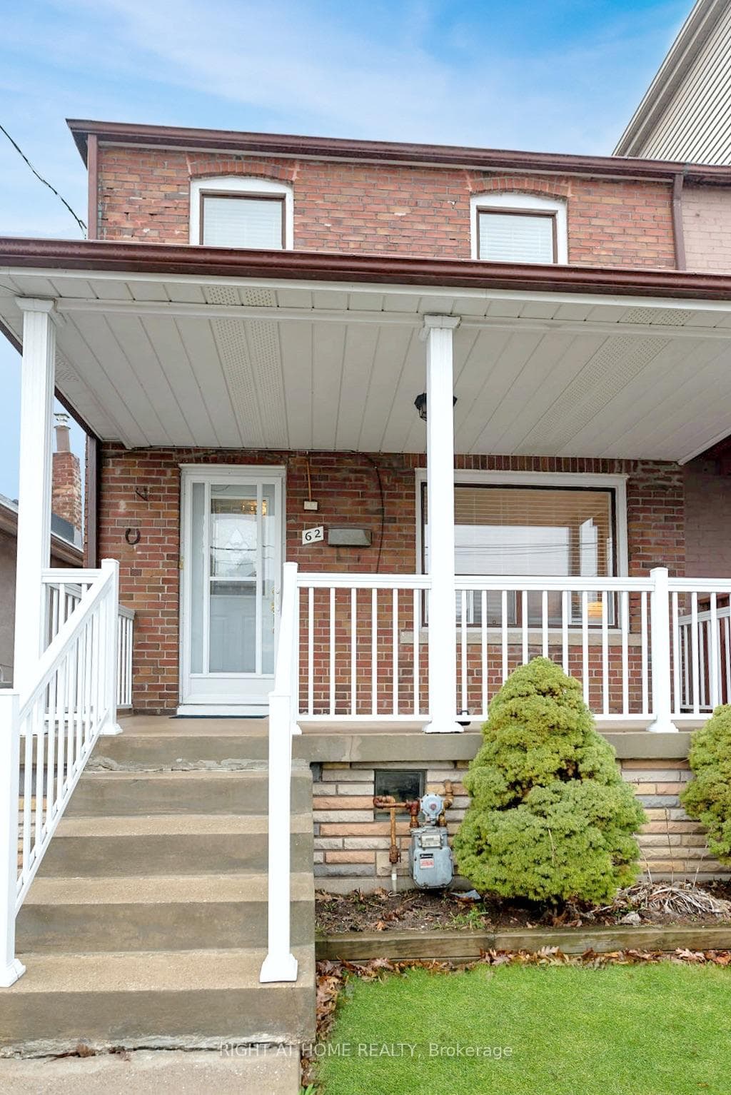 62 Montcalm Avenue photo 3