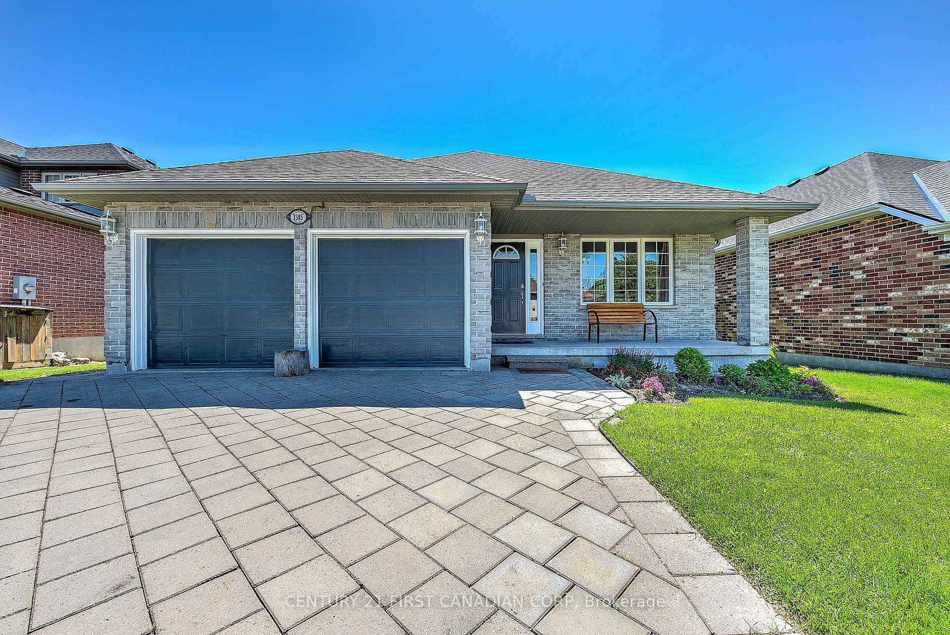 1385 BRAMBLEWOOD Street photo 1
