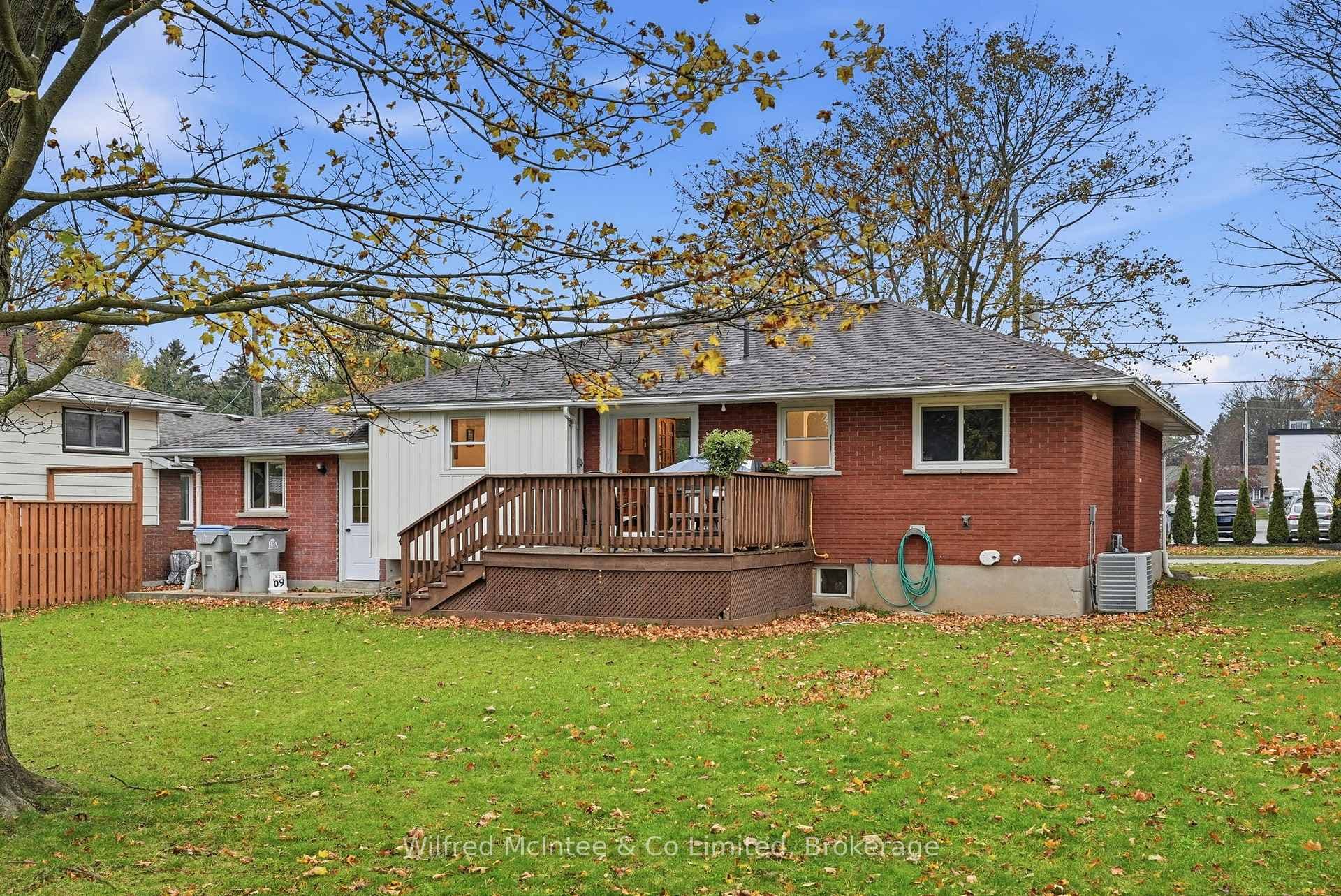 856 York Avenue photo 26
