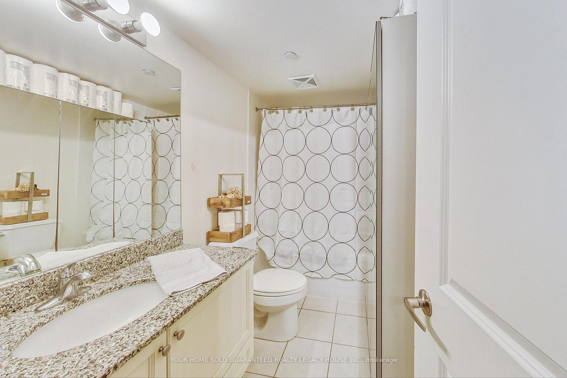 701 Sheppard Avenue Unit 210 photo 14