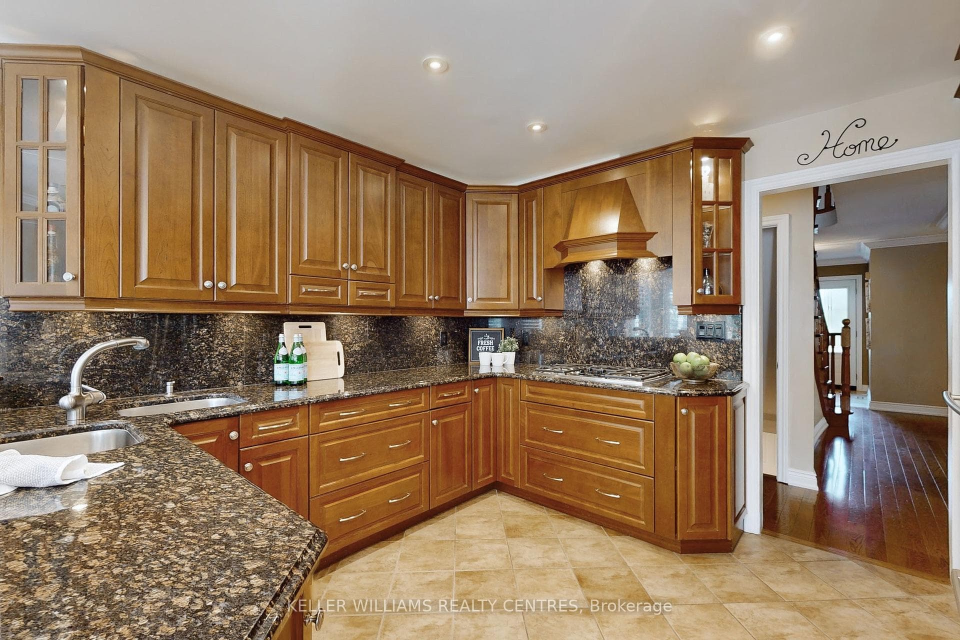 162 Larkin Avenue photo 13