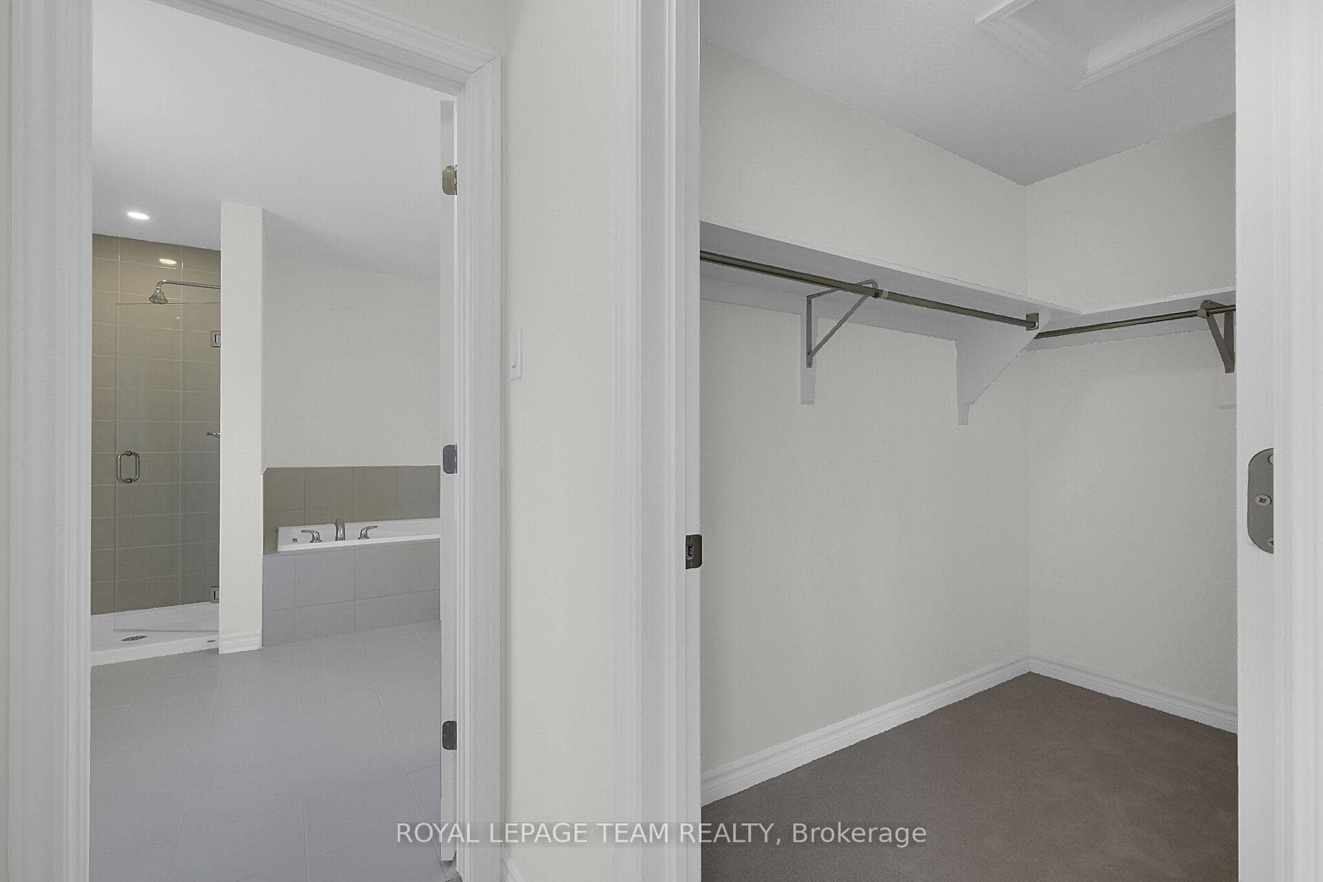 653 Persimmon Way photo 26
