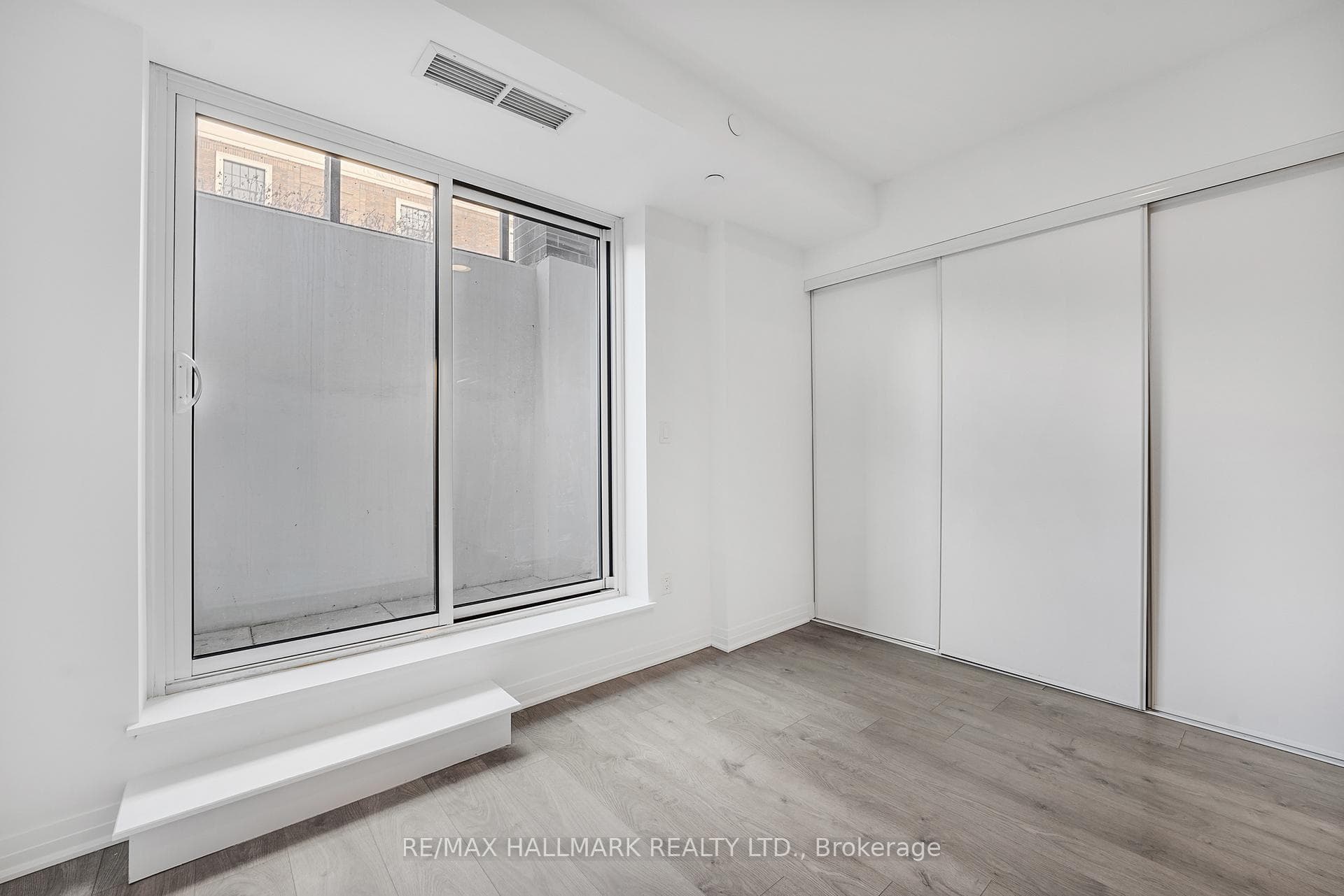 2301 Danforth Avenue Unit TH 103 photo 30